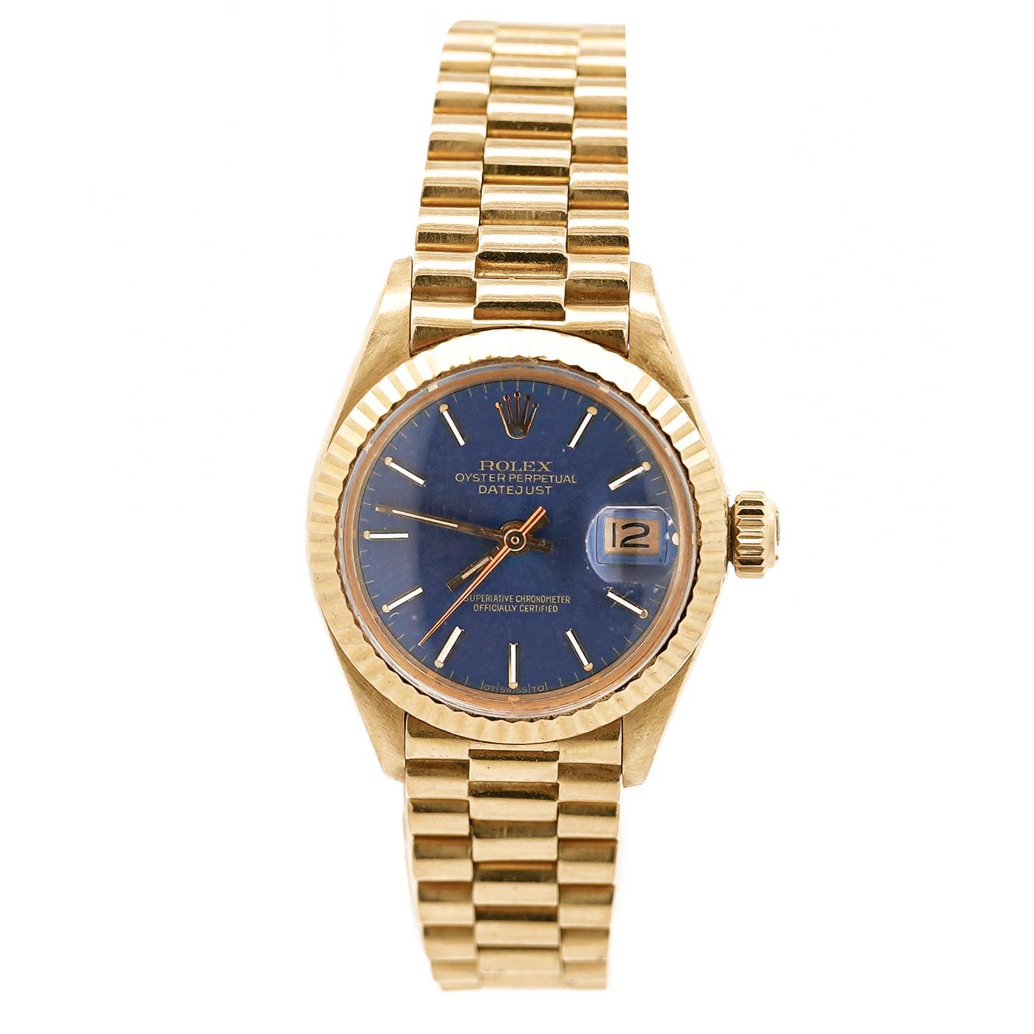 Rolex Montre pour femme DateJust 6917 avec cadran bleu et bracelet président en or 18 carats Bon état - En vente à Miami, FL