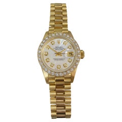 Orologio Rolex Lady-Datejust con lunetta di diamanti 69178