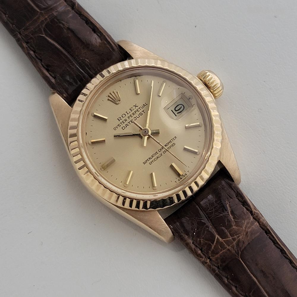 Rolex Lady Datejust Ref 6917 18k Gold Diamond Set Automatic 1980s Luxury NA134B In Excellent Condition For Sale In Beverly Hills, CA
