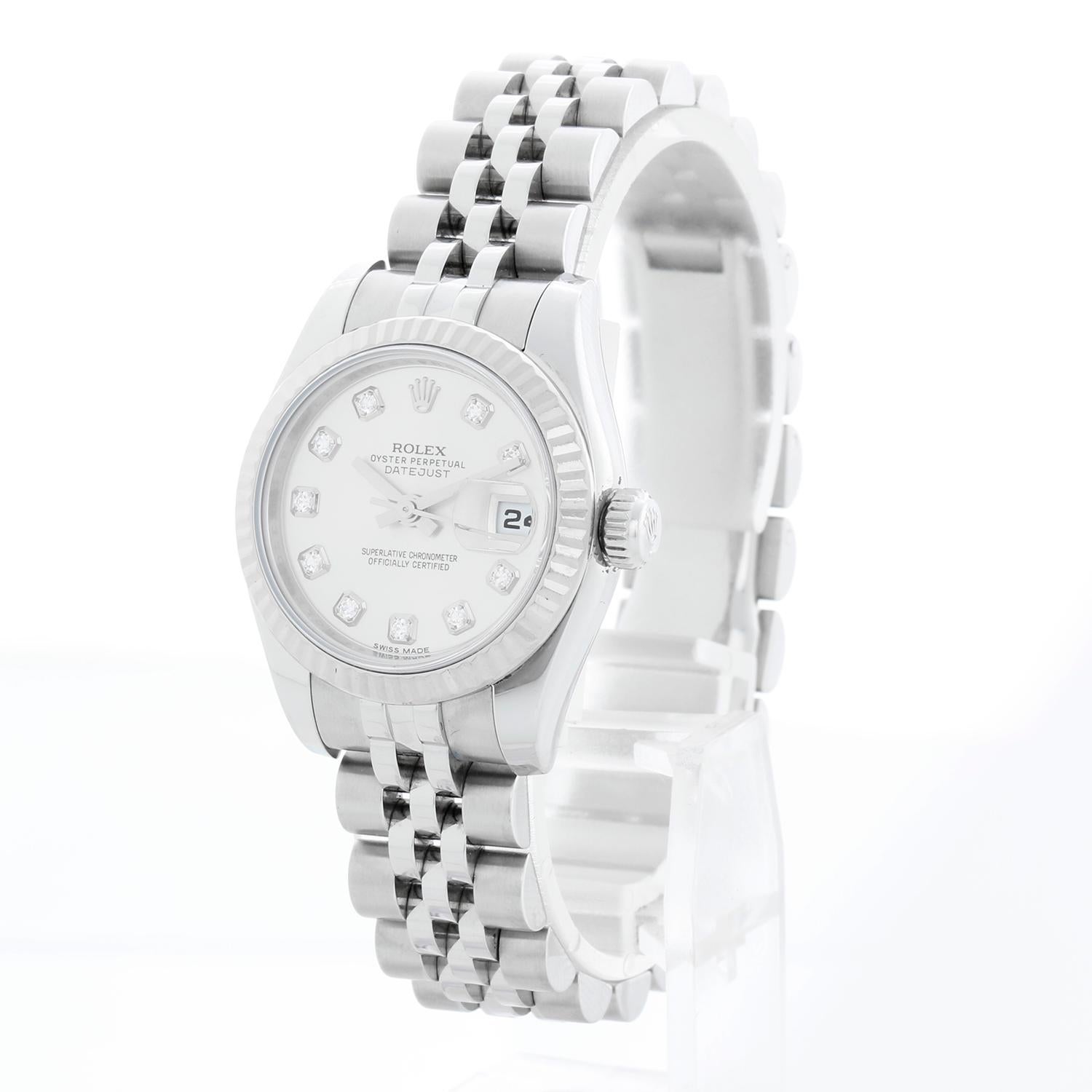 Rolex Montre Datejust en acier inoxydable pour femmes 179174 en vente 2