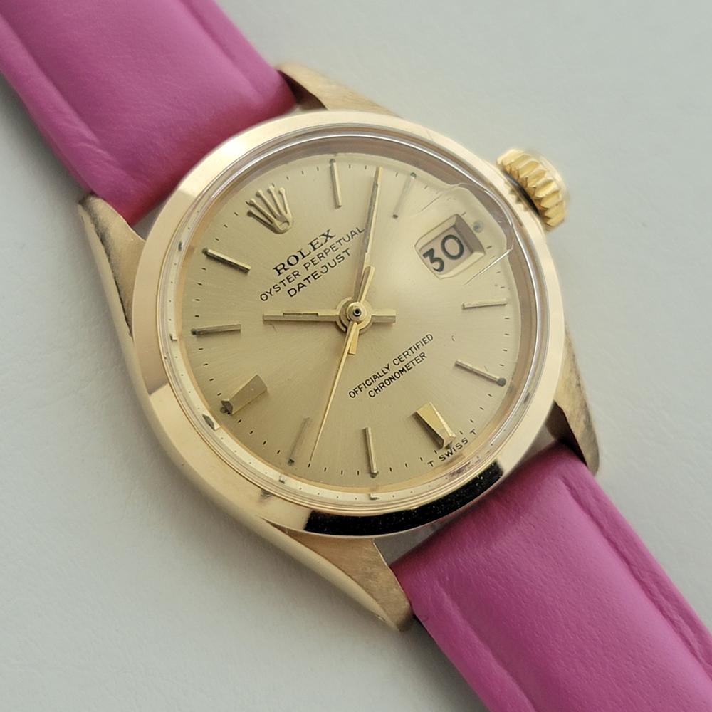 Rolex Lady Oyster Perpetual Datejust 6516 25mm 18k Solid Gold Swiss 1960s RA471 In Excellent Condition For Sale In Beverly Hills, CA