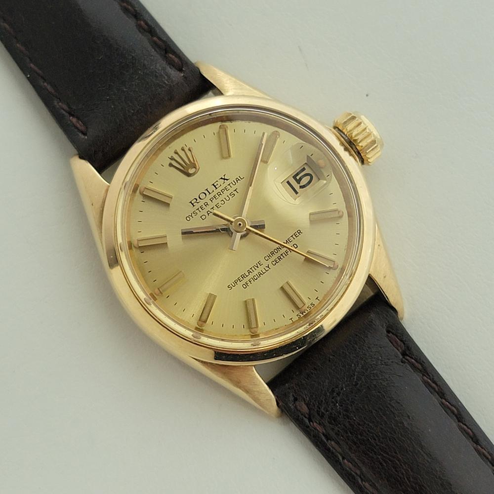 Rolex Lady Oyster Perpetual Datejust Ref 6516 25mm 18k Solid Gold 1960s RA428B In Excellent Condition For Sale In Beverly Hills, CA