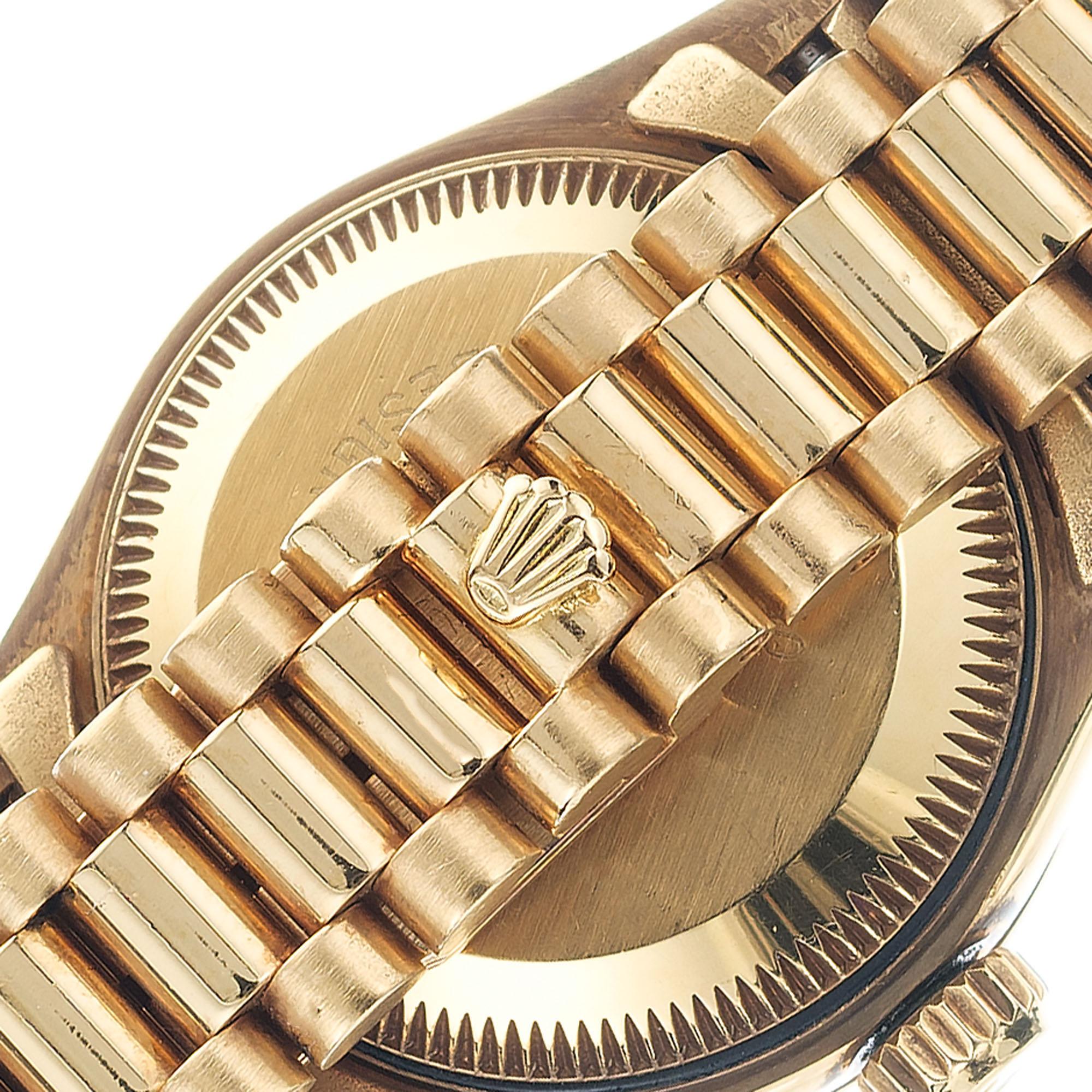 Rolex Lady's Yellow Gold Diamond Datejust Wristwatch Ref 69138 In Good Condition In Stamford, CT