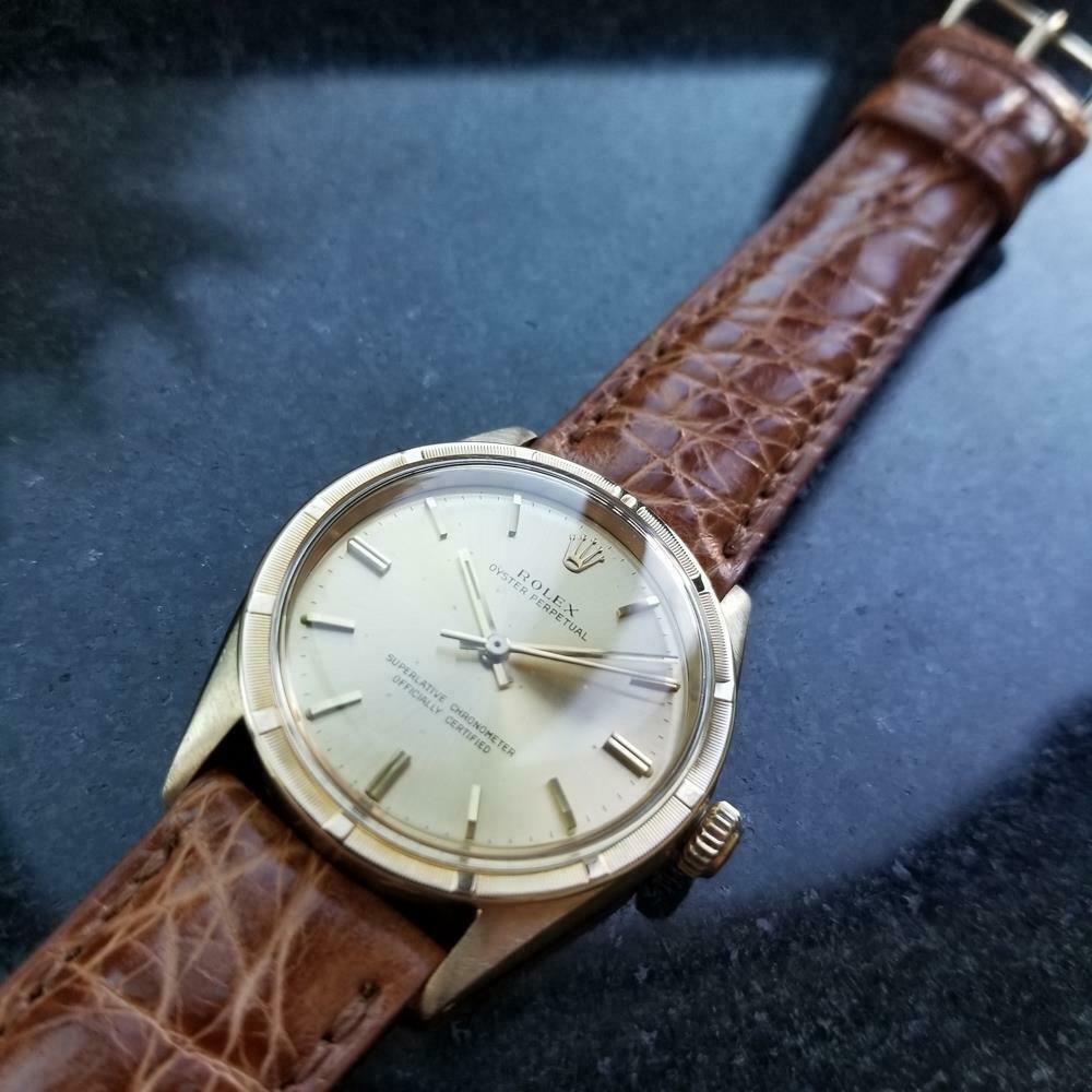 Rolex Men's 18k Gold Oyster Ref.1007 Automatic, c.1960s Swiss Luxury LV934TAN In Excellent Condition In Beverly Hills, CA