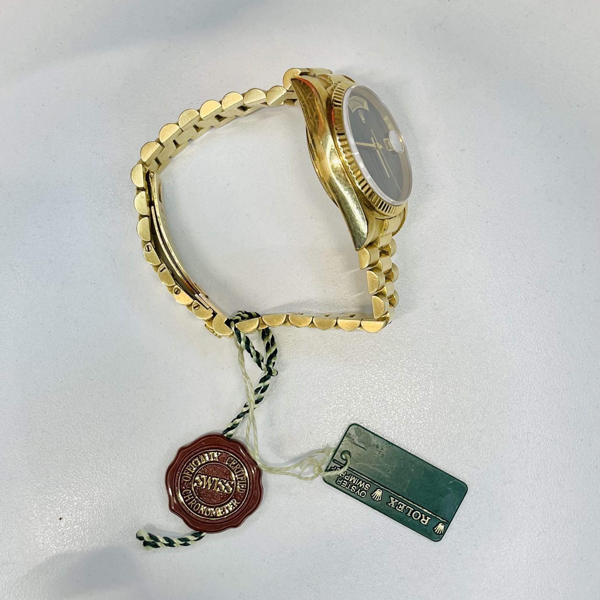 Rolex Men's 18k Yellow Gold Day-Date President Black Onyx Dial Full Set In Good Condition For Sale In New York, NY