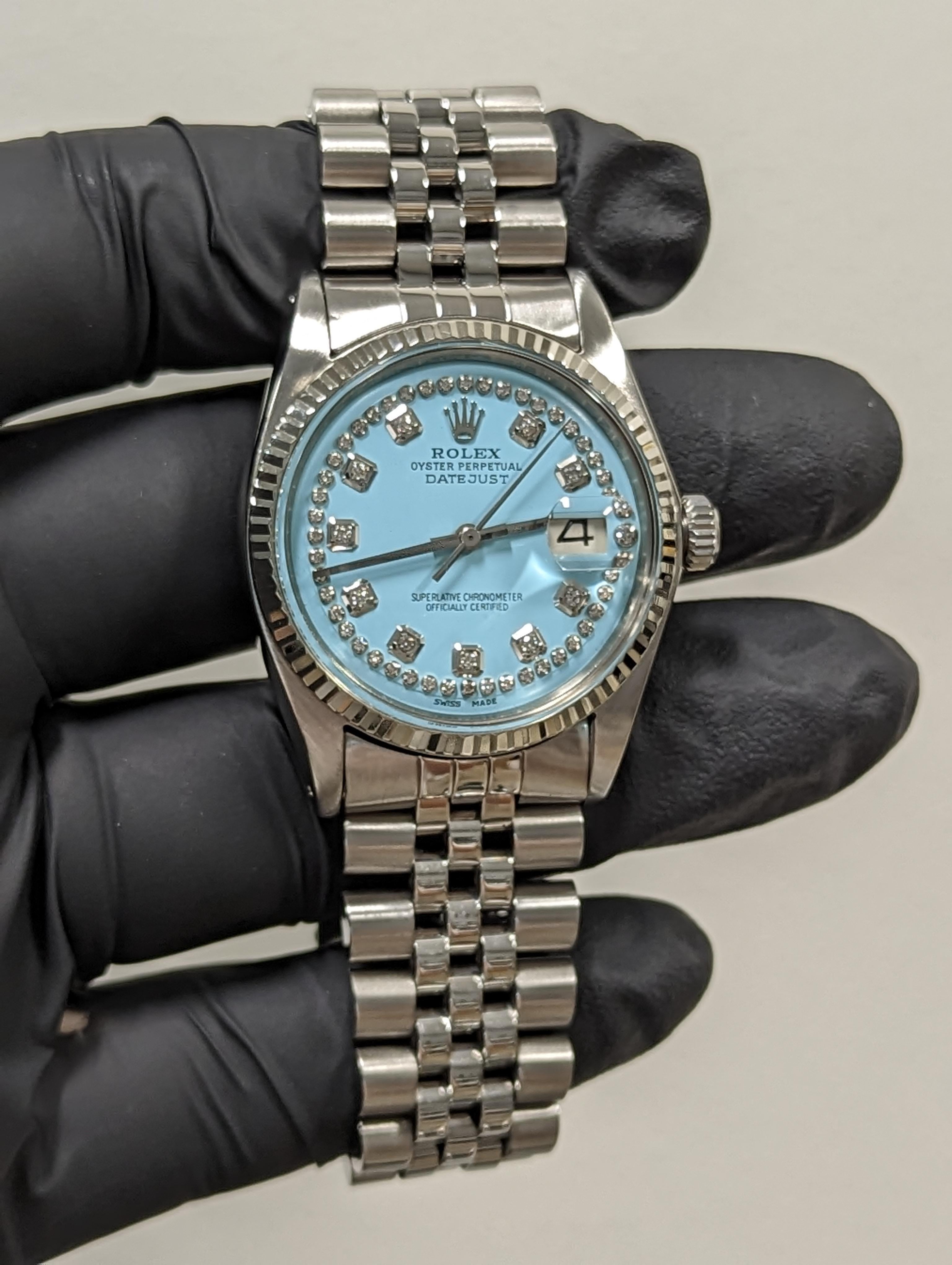 Rolex Mens Datejust Blue String Diamond Dial Fluted Bezel Jubilee Watch Pour hommes en vente