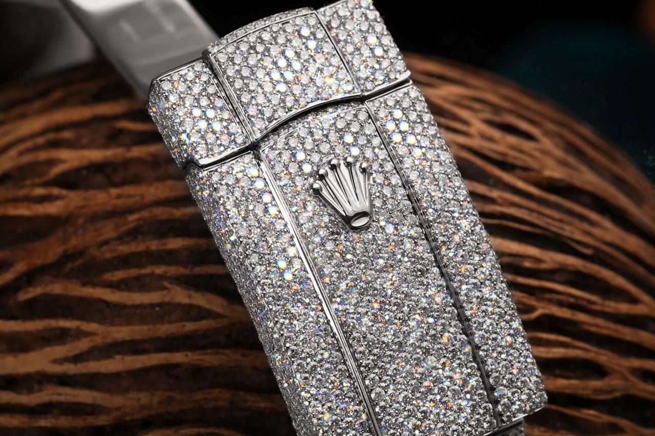 Rolex Montre Datejust II avec cadran en acier inoxydable pavé de diamants, pour hommes, 41 mm 116300 en vente 5