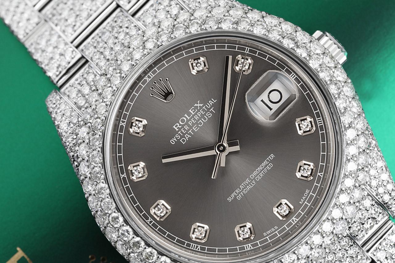 Rolex Mens Datejust II 41mm Stainless Steel Rhodium Diamond Dial Fully Diamond Mens Watch 116334

Cette montre est dans un état comme neuf. Elle a été polie, entretenue et ne présente aucune rayure ou imperfection visible. Toutes nos montres