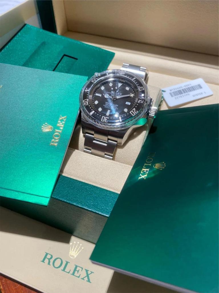 Rolex Men's Oyster Perpetual Deepsea Sea-Dweller Black Dial Watch 126660 3