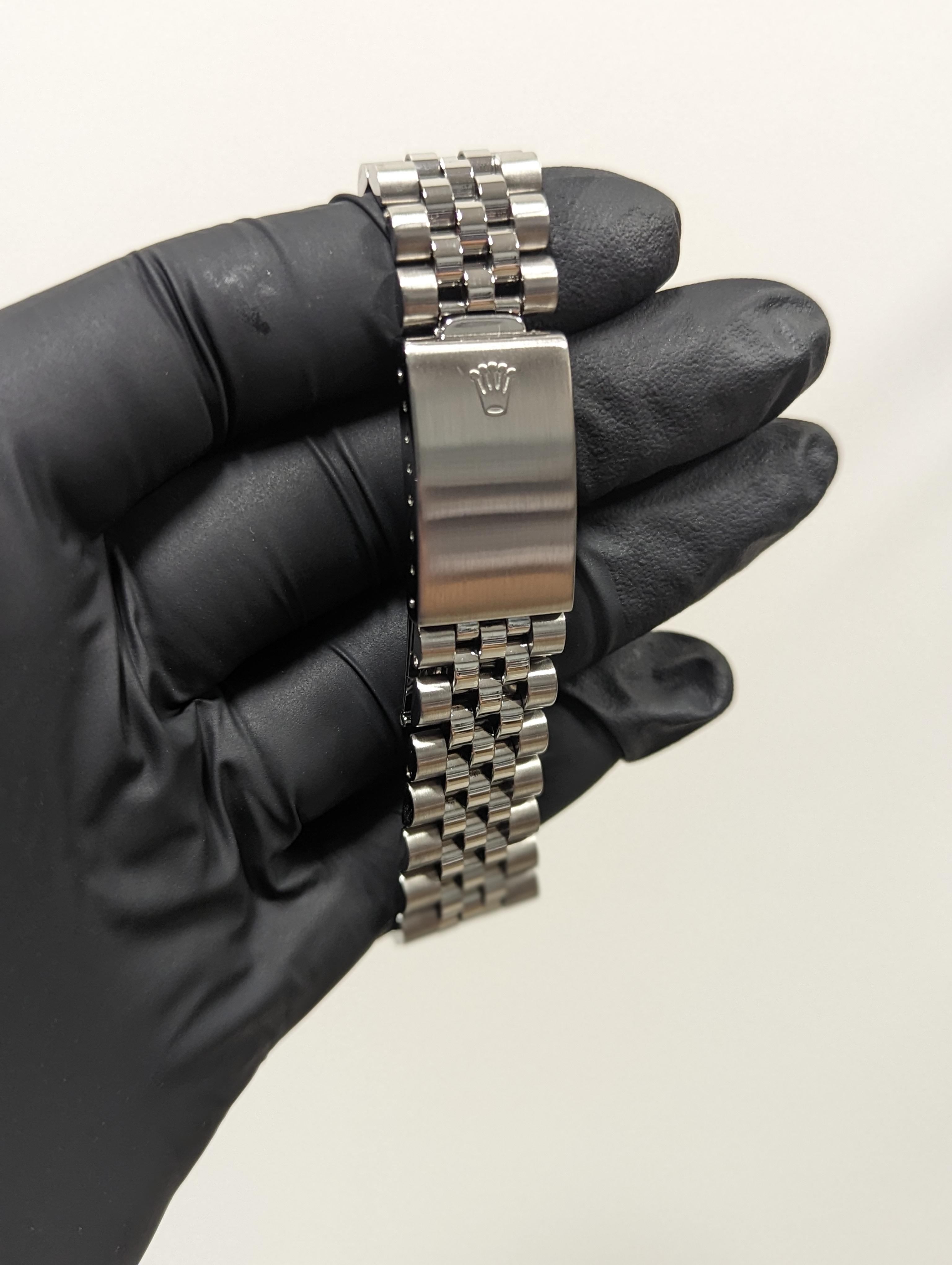 Bead Rolex Mens SS Datejust Slate Roman Diamond Dial Fluted Bezel Jubilee Band Watch For Sale