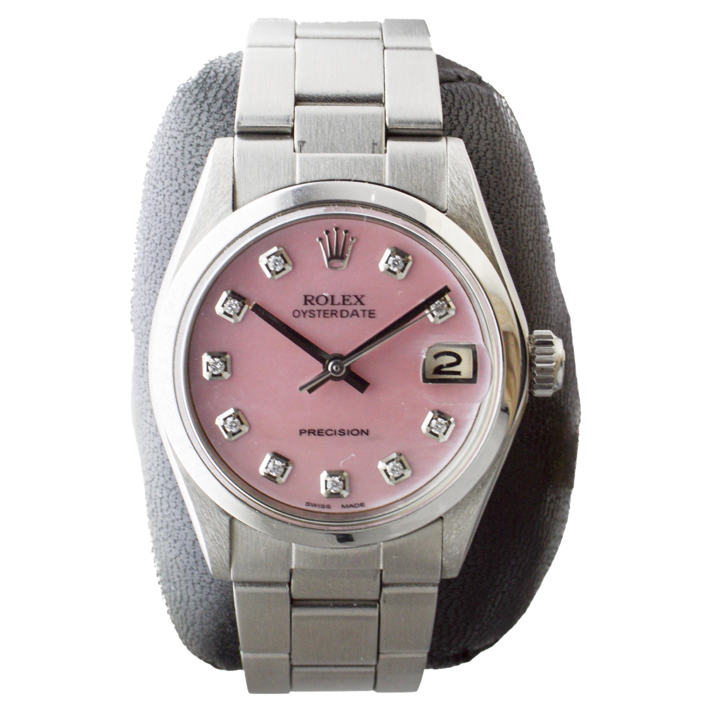 Rolex Mid Size Steel Oysterdate with Custom Pink M.O.P. Dial and Diamond Markers Excellent état - En vente à Long Beach, CA