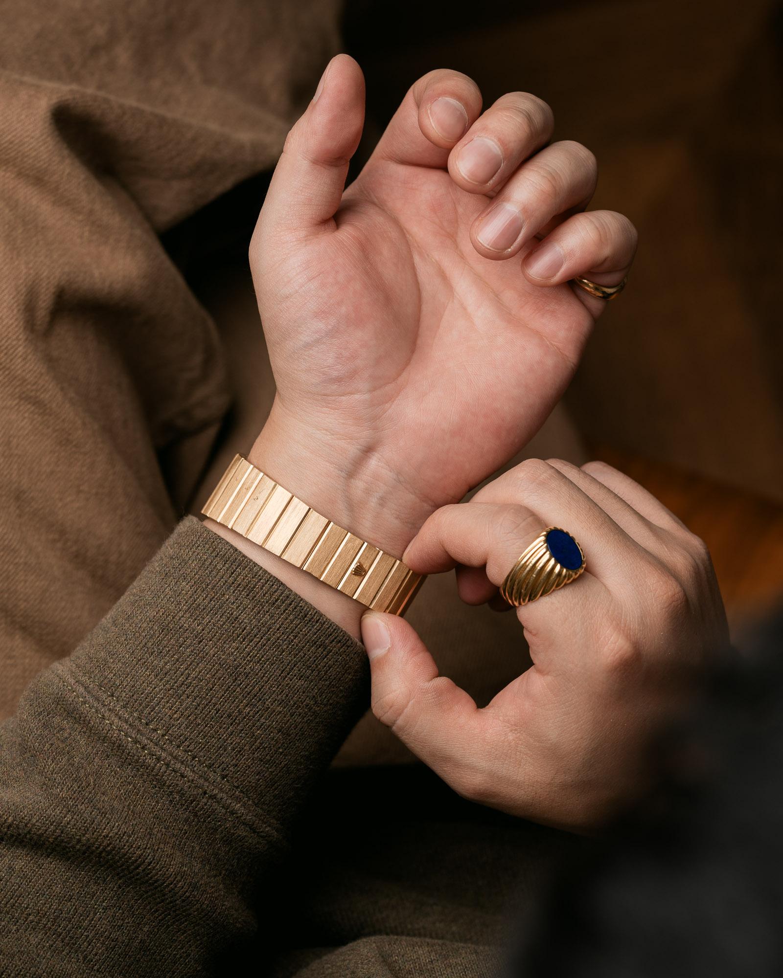 Rolex Midas 3585 Cadran Lapis Lazuli 18k YG 1975 Bon état - En vente à SYDNEY, AU