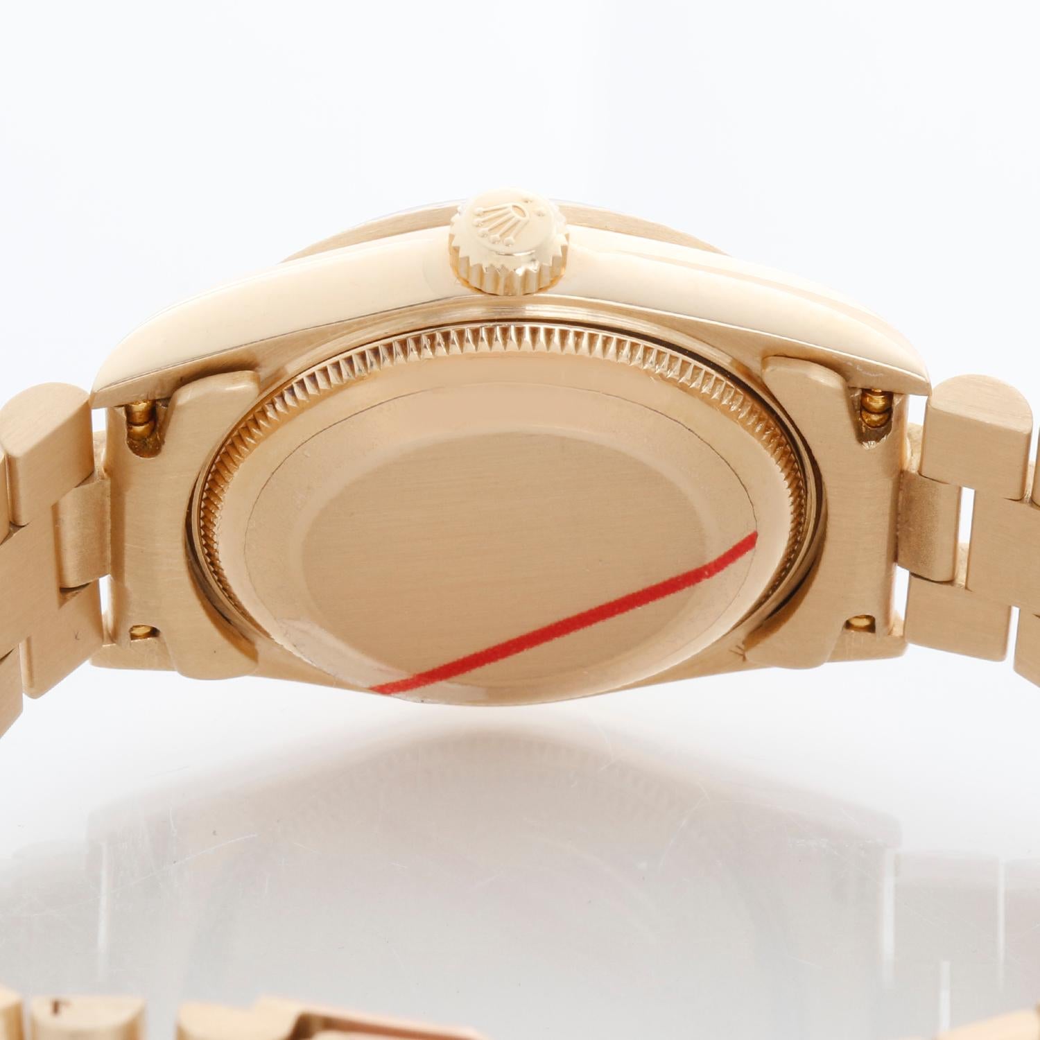 Reloj Rolex Midsize Datejust de oro amarillo de 18 quilates 68278 en venta 1