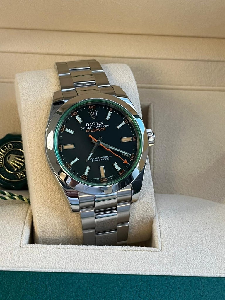 Rolex Milgauss Black Dial Green Crystal Oyster Steel Men's Watch 116400GV  For Sale at 1stDibs | rolex milgauss 2022, black rolex milgauss, milgauss  green