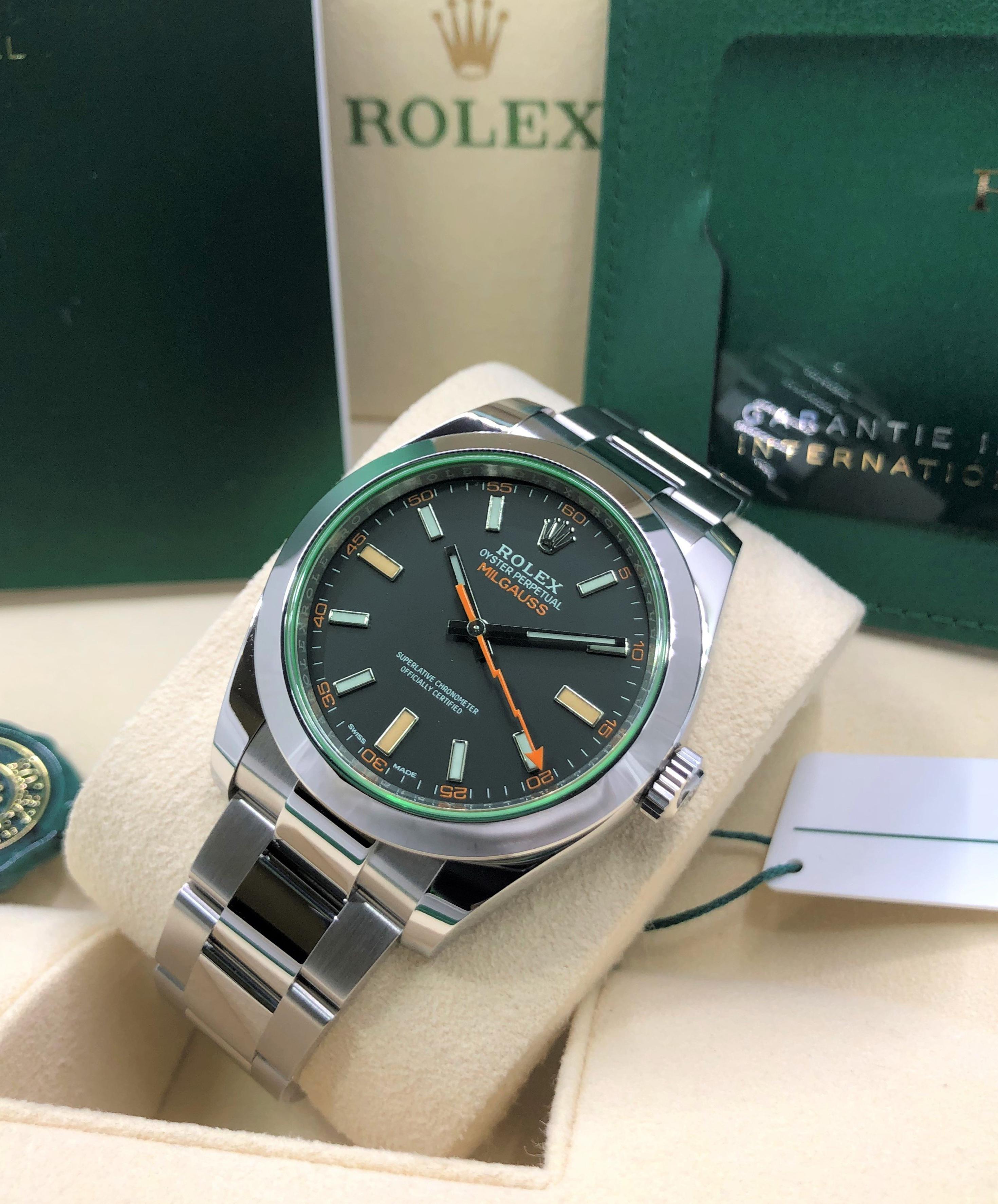 Rolex Milgauss Edelstahl-Herrenuhr 116400GV mit schwarzem Zifferblatt und grünem Kristall (Modernistisch) im Angebot