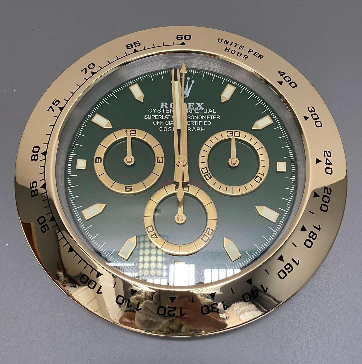 ROLEX Officially Certified Oyster Cosmograph Daytona Gold & Green Wall Clock. With luminous hands, sweeping hands.
Free international shipping.