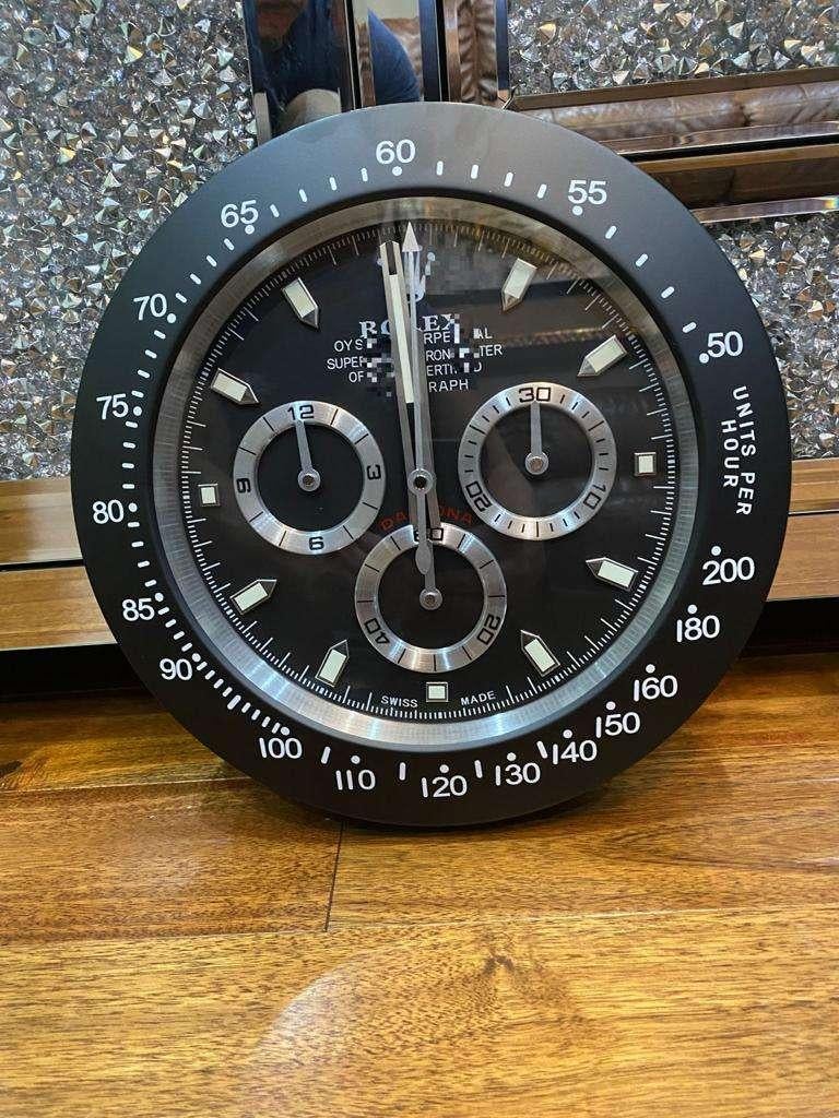 ROLEX Officially Licensed Oyster Perpetual daytona Wall Clock 
Good condition, working.
Free international shipping.
