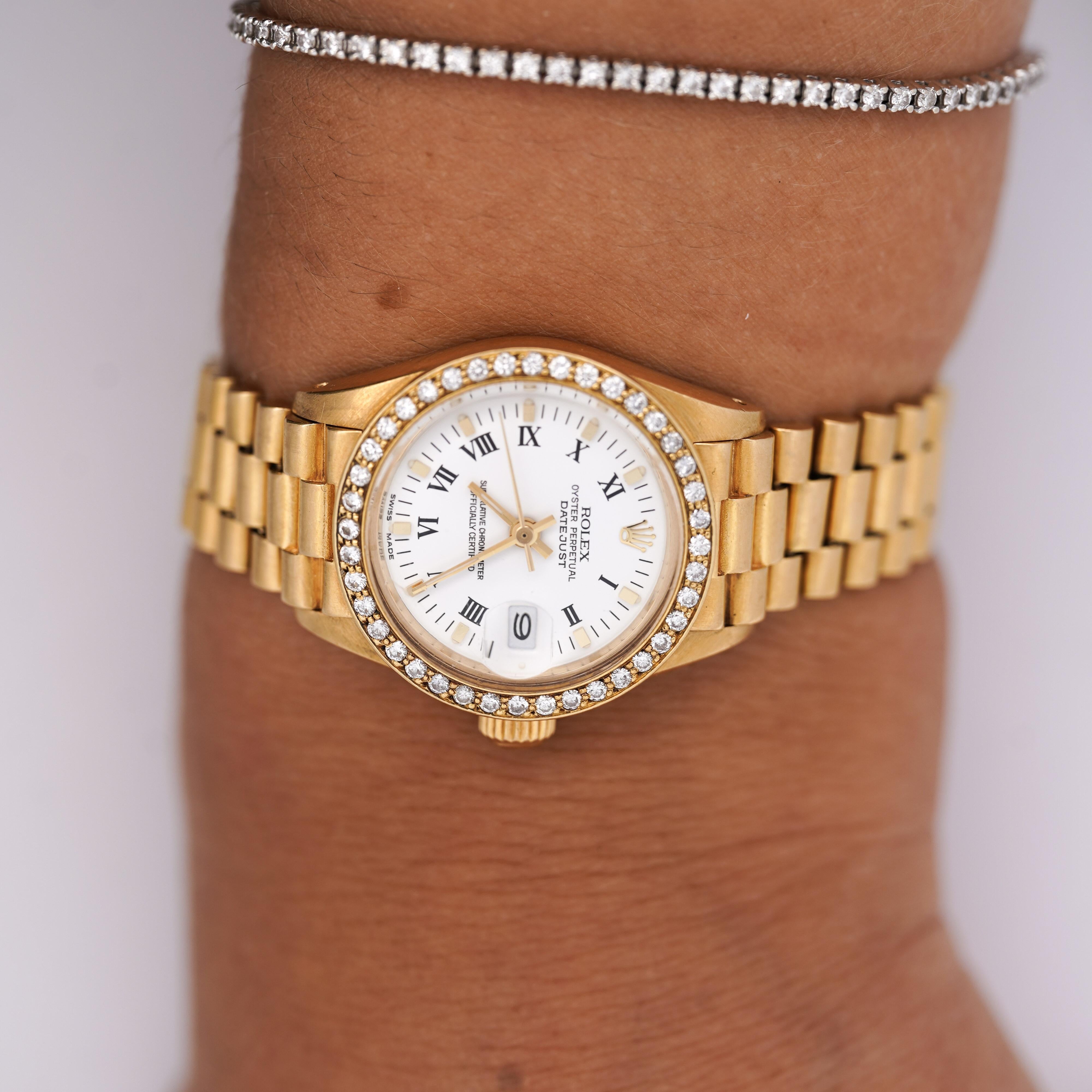 Rolex OP DateJust Presidential White Face 26mm Diamond Bezel 18K Gold Watch In Excellent Condition For Sale In Miami, FL