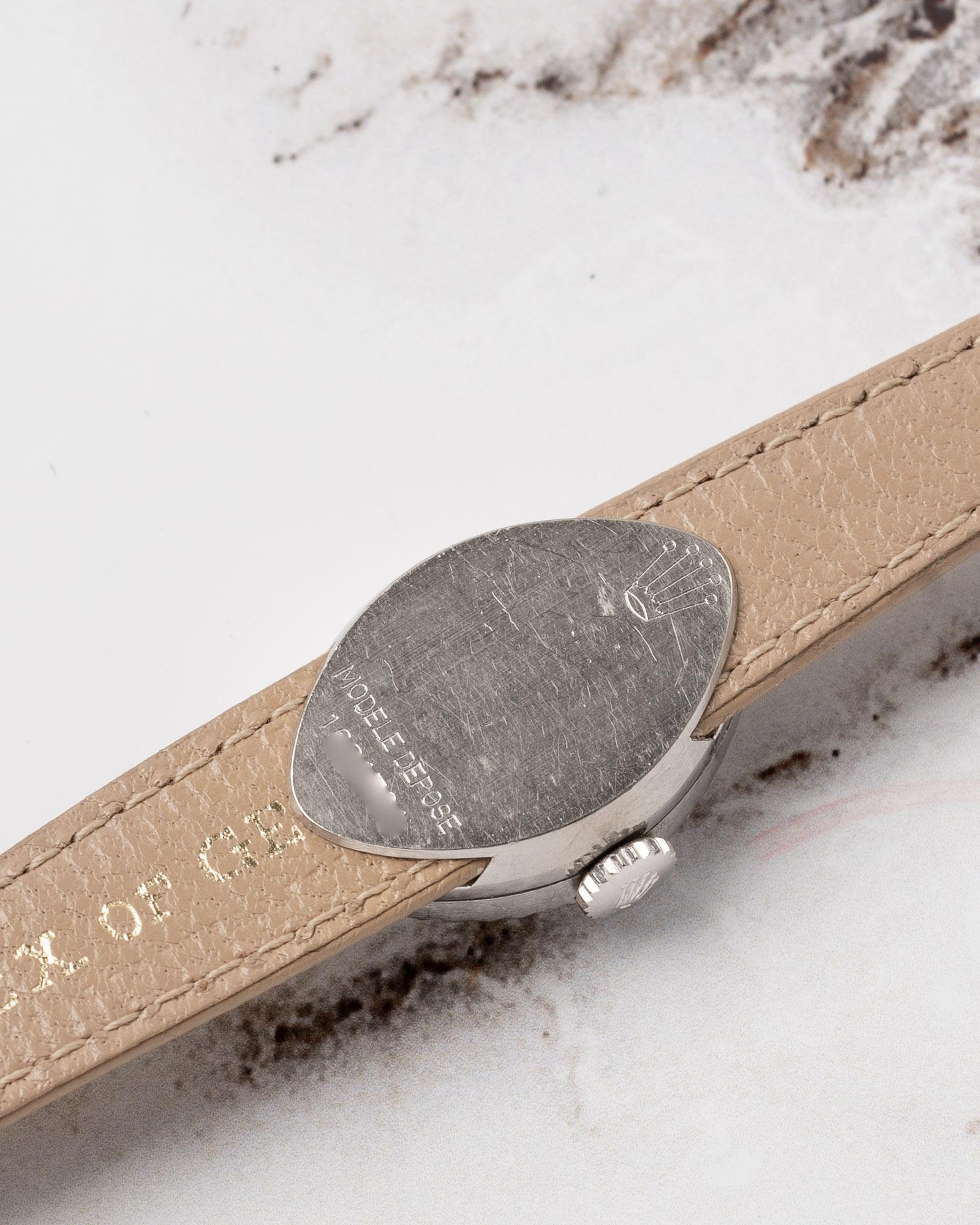 Rolex Oval Chamäleon Präzision 18k WG geriffelt Fall 1967 für Damen oder Herren im Angebot