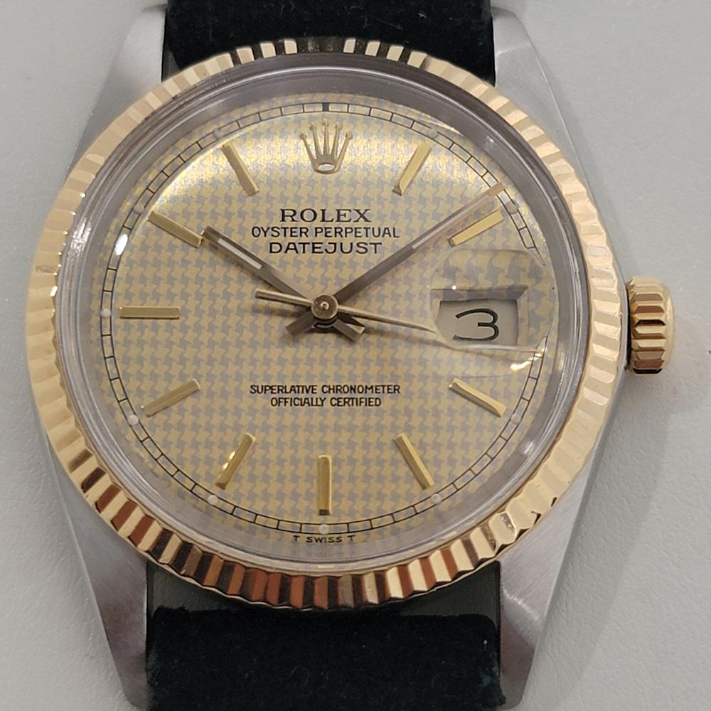 Timeless classic, Men's 18k gold and stainless steel Rolex Oyster Perpetual Datejust Ref.16013 automatic, c.1980s, in excellent working condition. Verified authentic by a master watchmaker. Unique Rolex signed patterned dial, applied indice hour