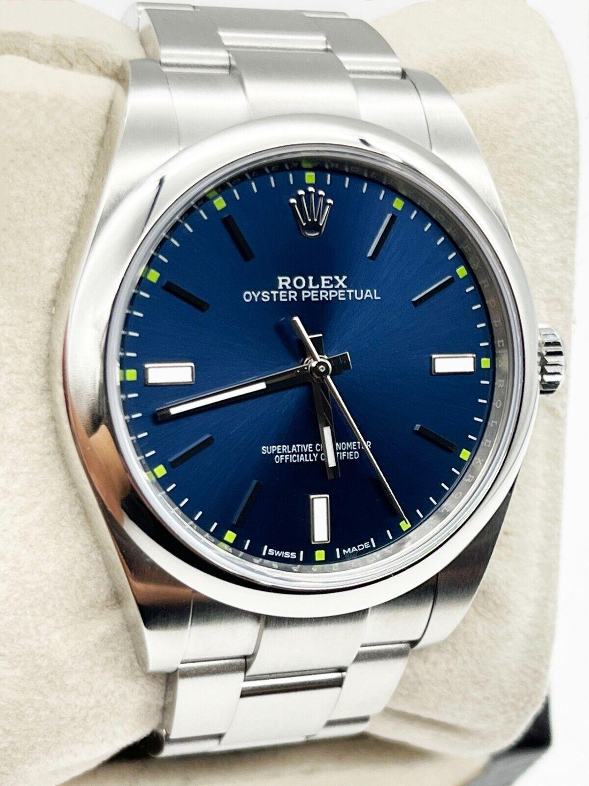 Rolex Oyster Perpetual 114300 Blaues Zifferblatt Edelstahl Box 39mm im Zustand „Hervorragend“ in San Diego, CA
