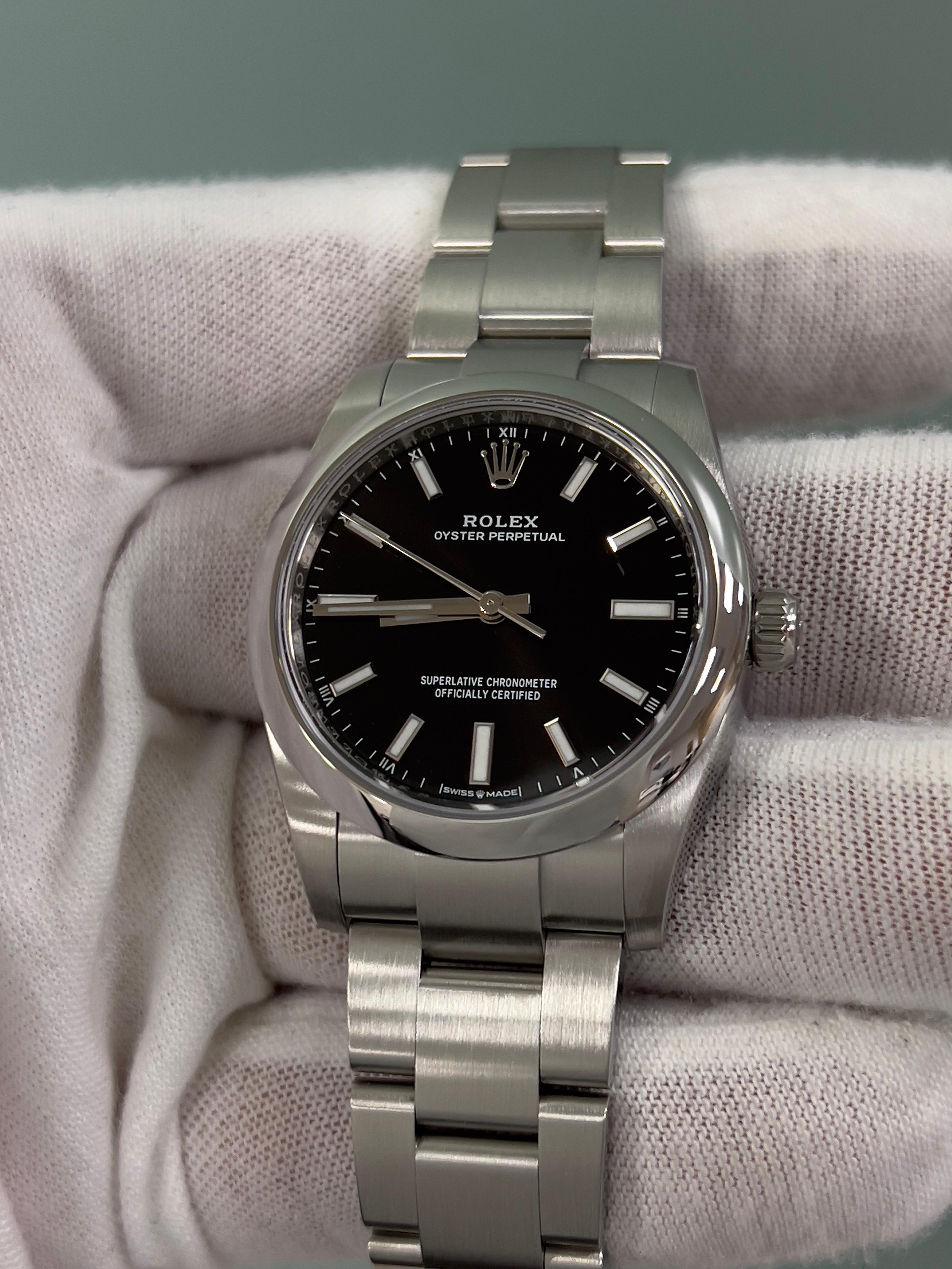 Rolex Oyster Perpetual 124200 34mm Schwarzes Zifferblatt aus Edelstahl 6