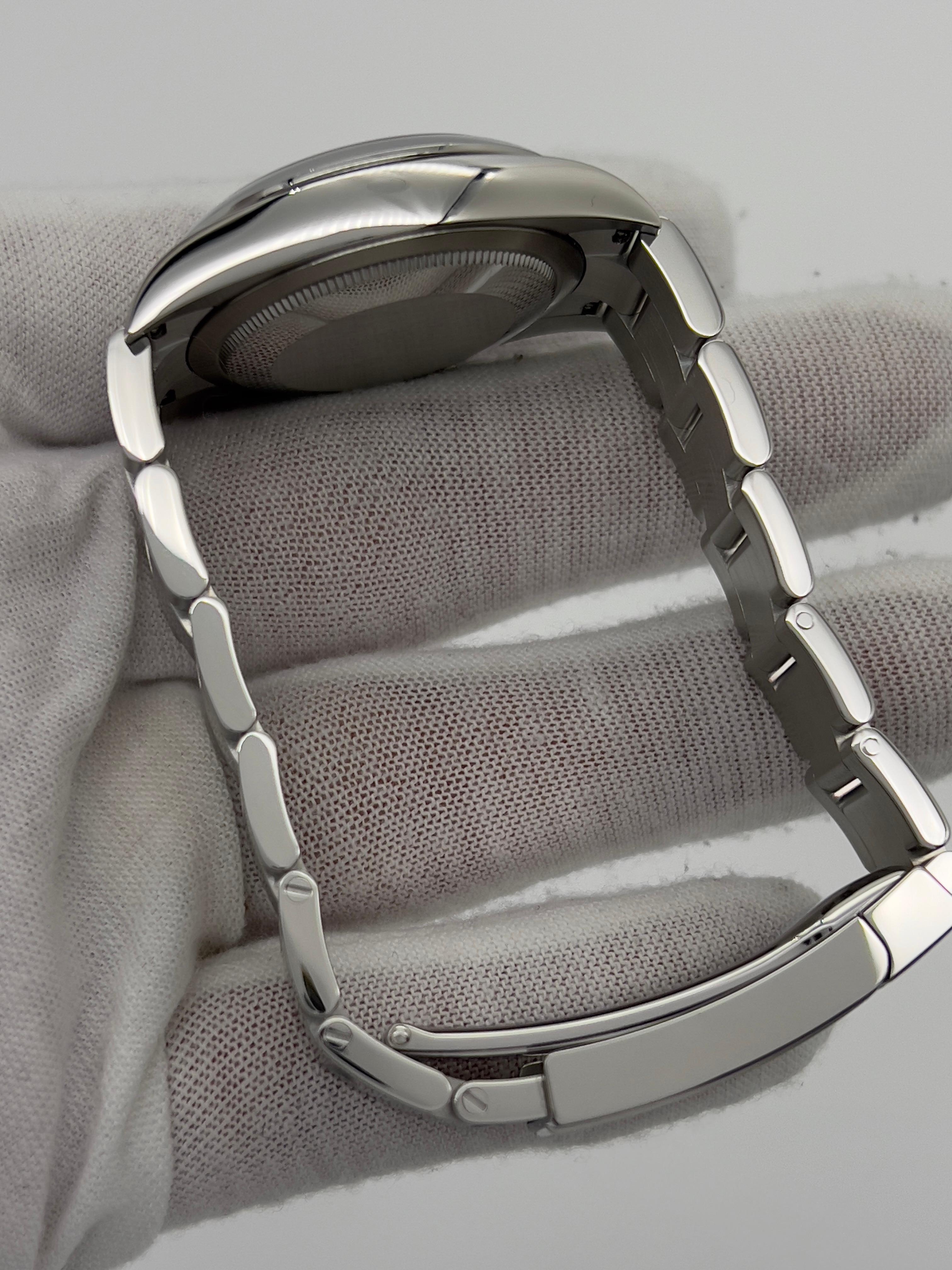 Rolex Oyster Perpetual 124200 34mm Schwarzes Zifferblatt aus Edelstahl 4