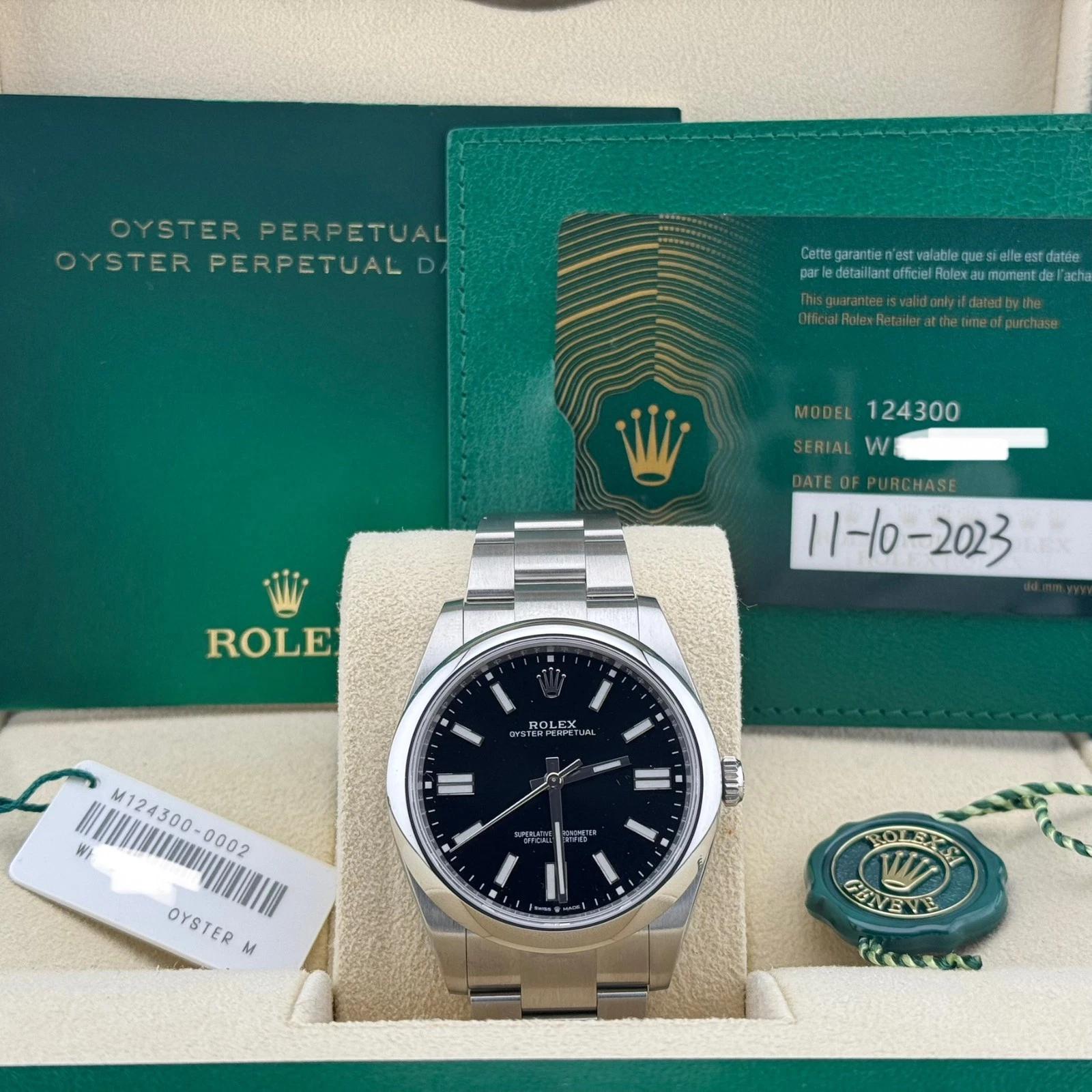 Rolex Oyster Perpetual 124300 41mm Black Dial Stainless Steel Box Papers 2023 In Excellent Condition For Sale In San Diego, CA