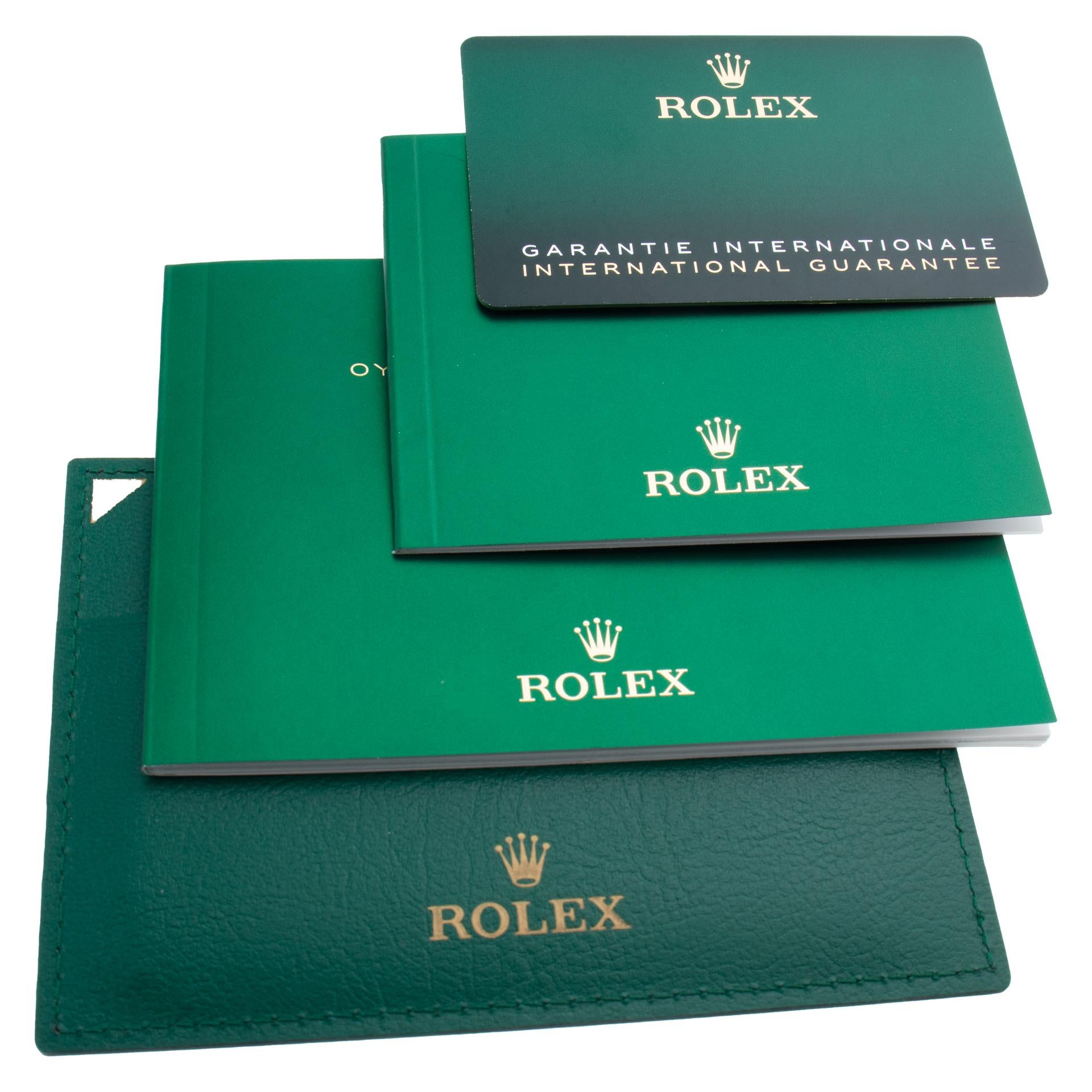 Rolex Oyster Perpetual Montre automatique 124300 en acier inoxydable et argent en vente 1