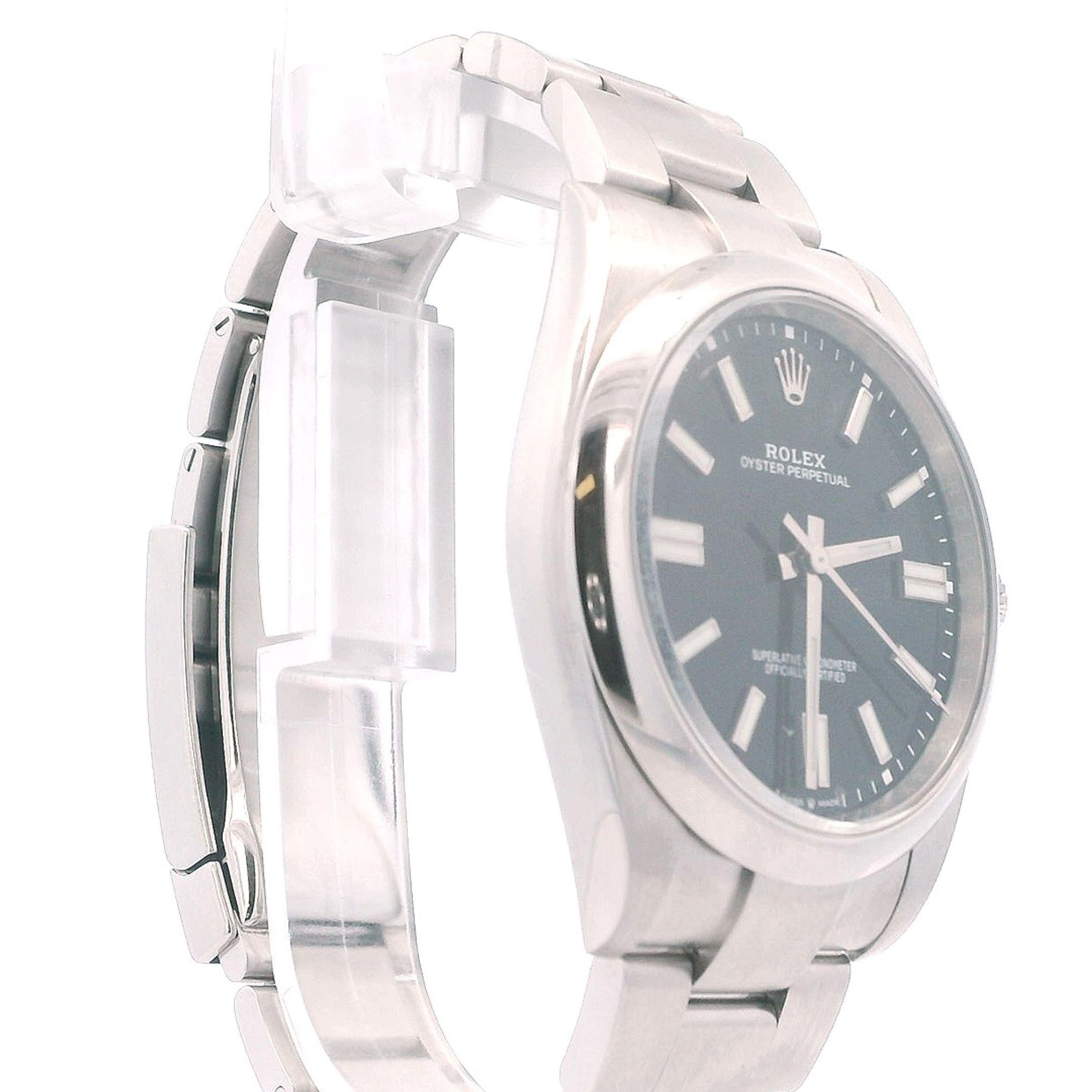 Rolex Oyster Perpetual 124300 Black Dial Mens Watch Box & Papers In Excellent Condition For Sale In Great Neck Plaza, NY