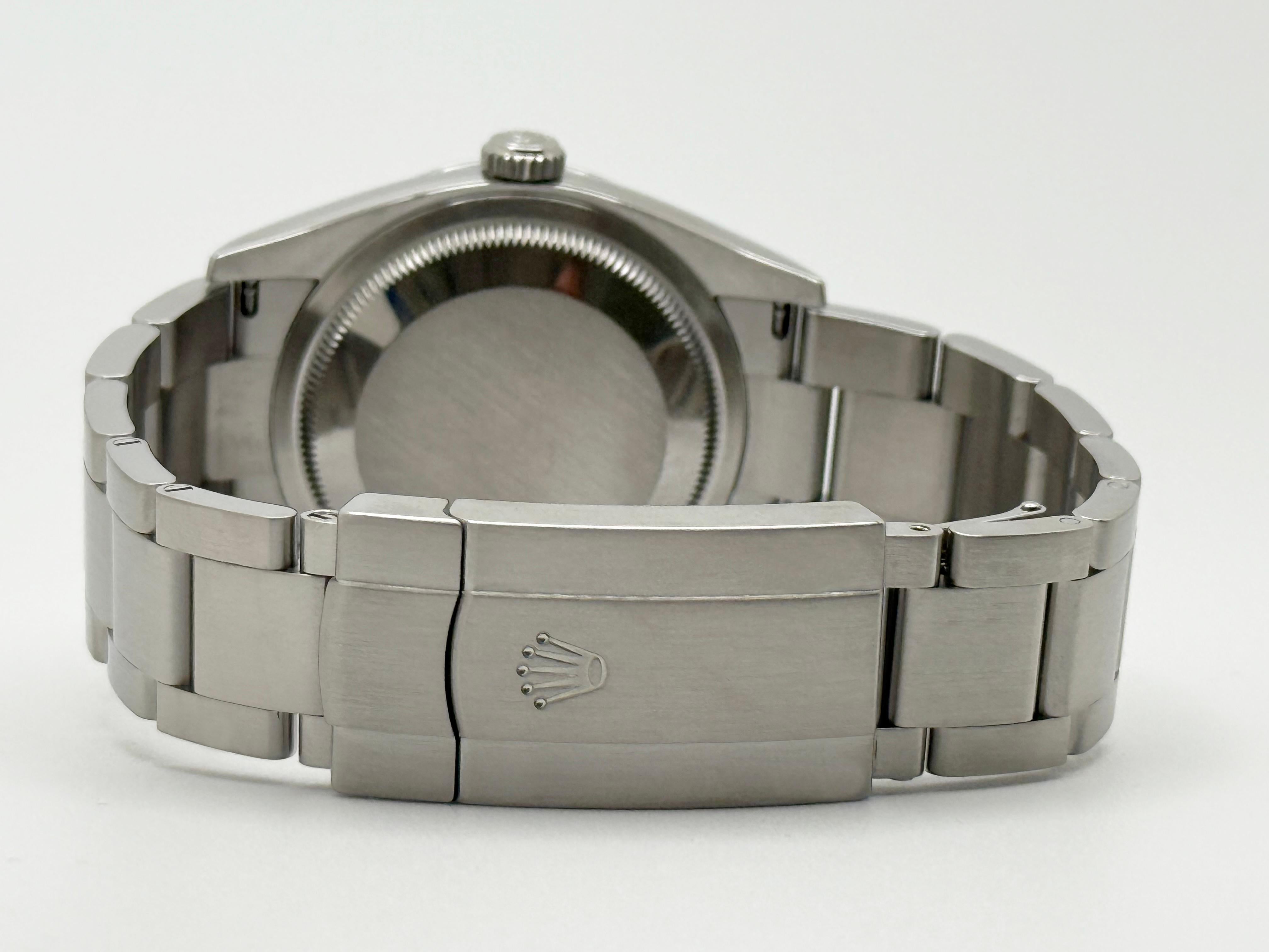 Rolex Oyster Perpetual 126000 36mm Quadrante Nero Acciaio Scatola Carta 2021 in vendita 6