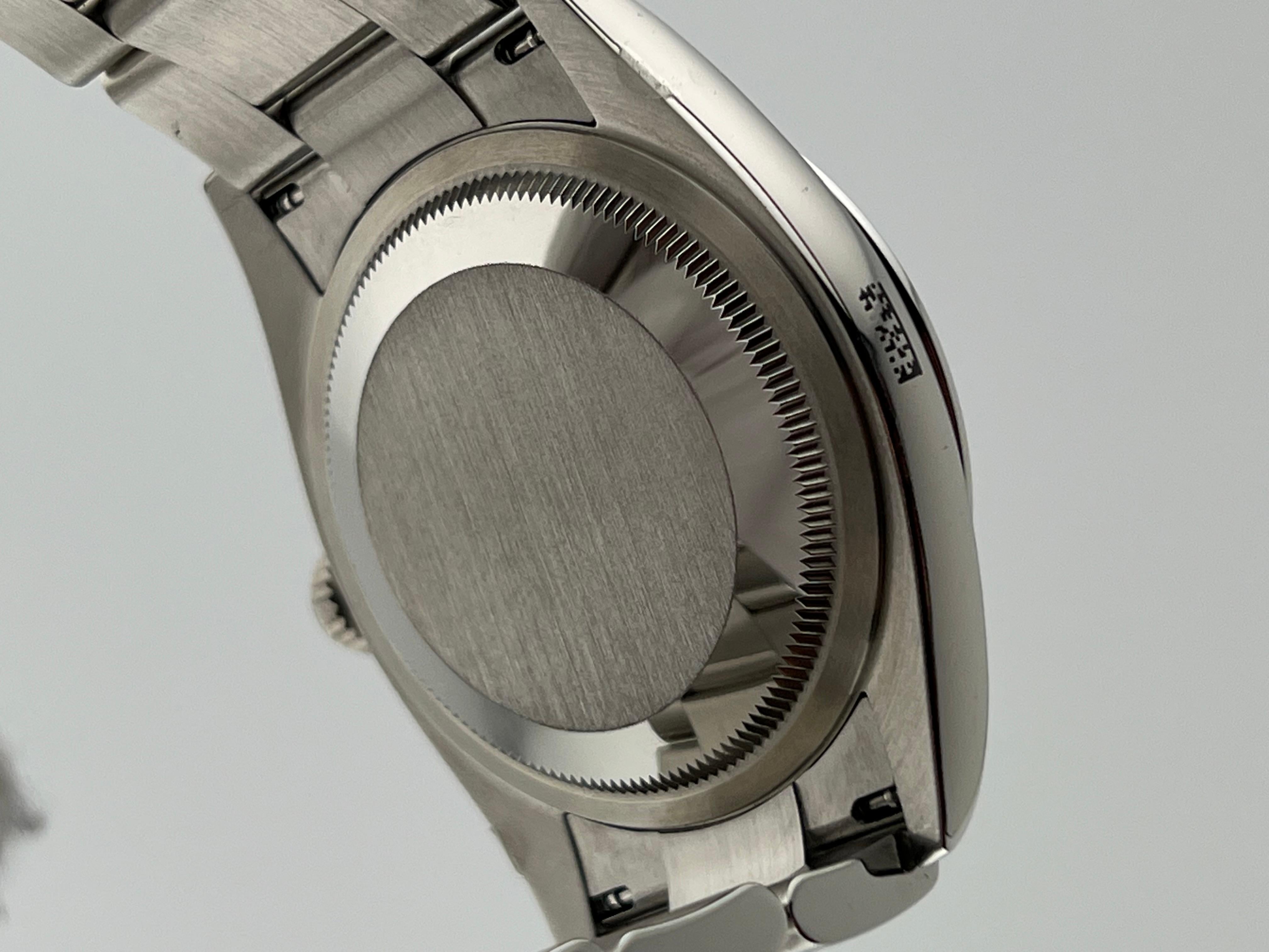 Rolex Oyster Perpetual 126000 36mm Blaues Zifferblatt Stahl Box Papier 2023 mit Stickers im Angebot 5