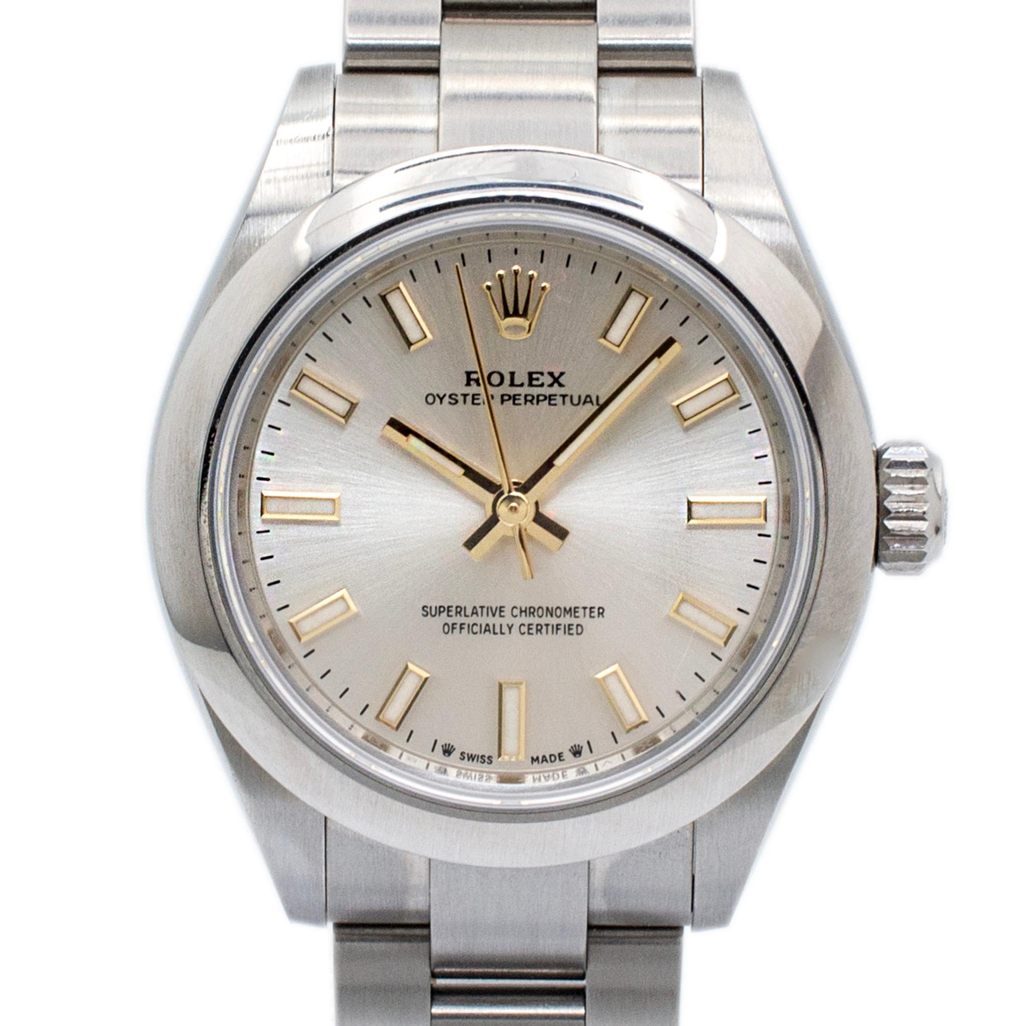 Brand: Rolex
Case Diameter: 28mm
Total Weight: 76.78 grams

Ladies stainless steel, Rolex Swiss watch. The 