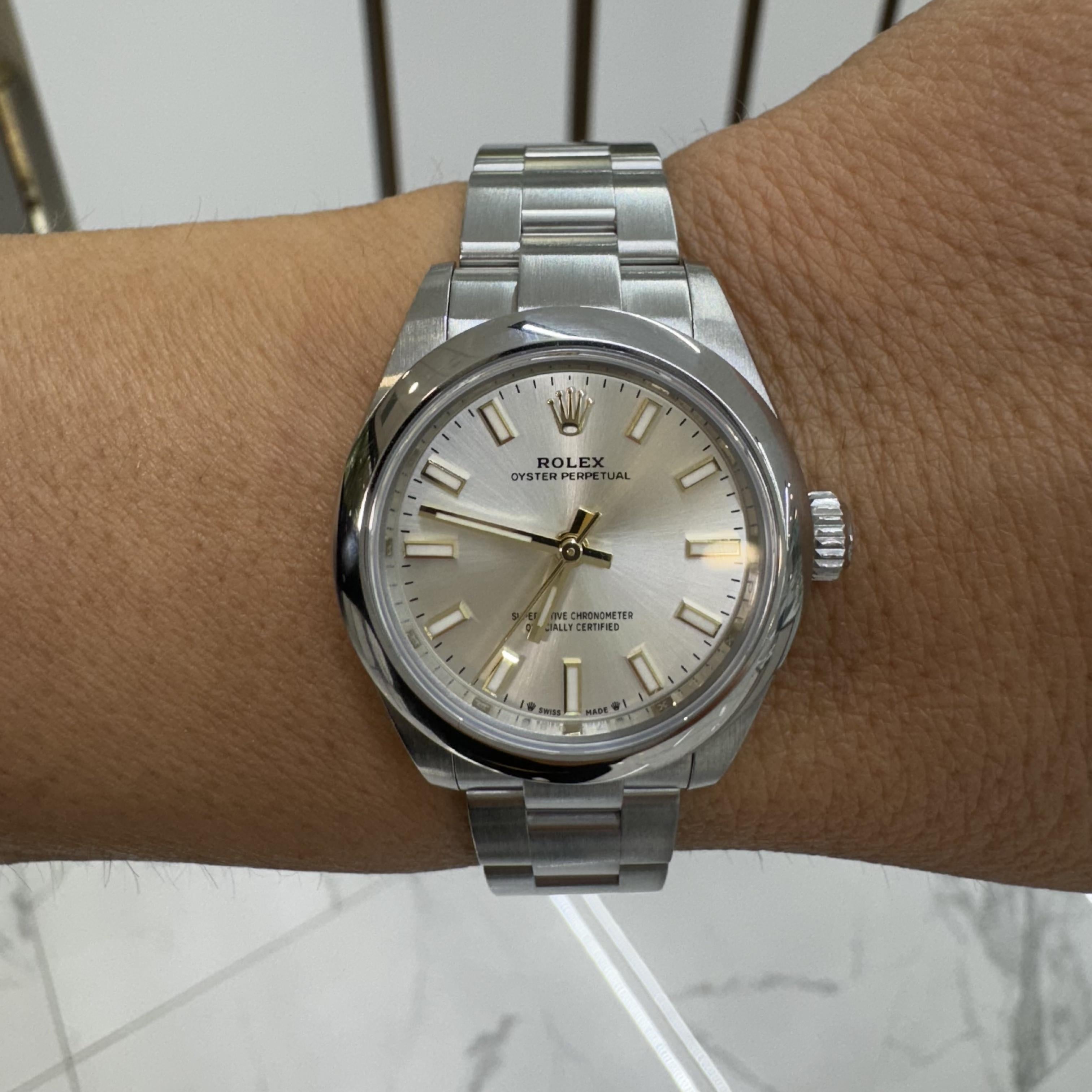 Rolex Oyster Perpetual 28MM 276200 Silver Dial Oyster Stainless Steel Watch For Sale 2