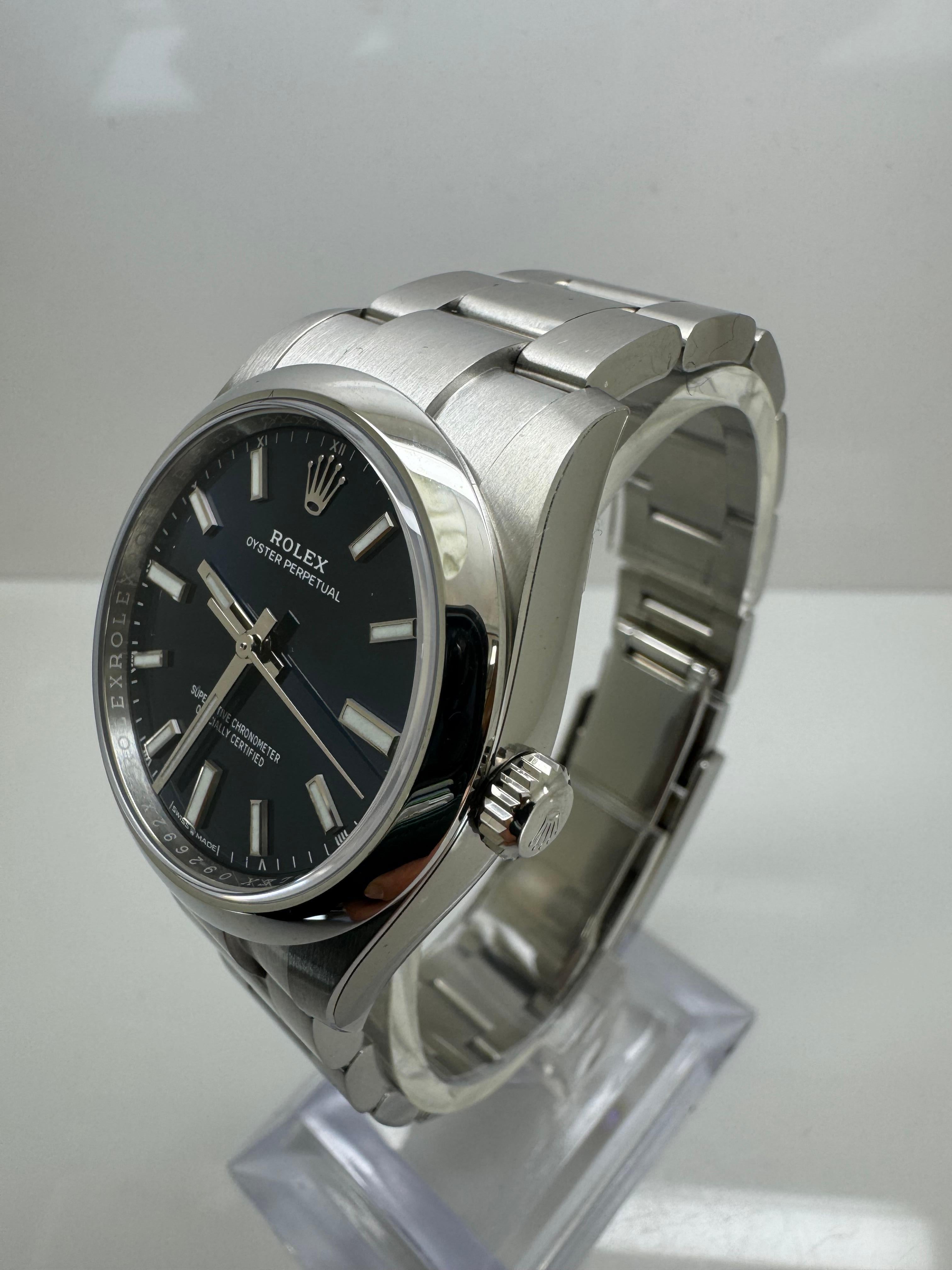 Rolex Oyster Perpetual 31 Blue Dial Women’s Watch 277200-0003 – Brand New

Elevate your collection with this stunning Rolex Oyster Perpetual 31 – a timeless classic with a modern twist. Featuring a vibrant blue sunray dial and a perfectly sized 31mm