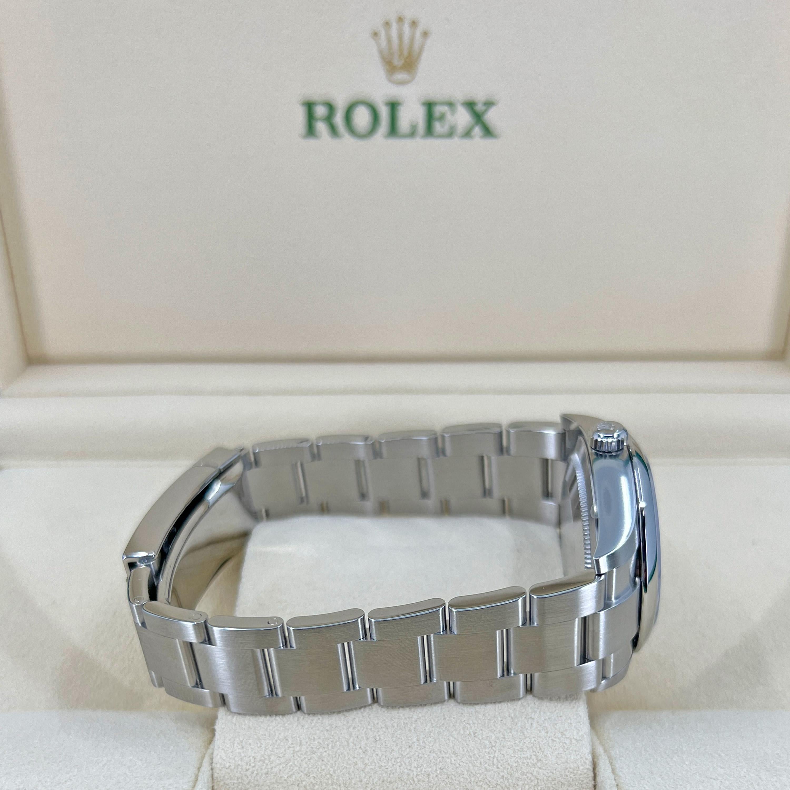 Rolex Oyster Perpetual 34 mm 2022 Blue Dial 124200 Unworn Watch Complete For Sale 3