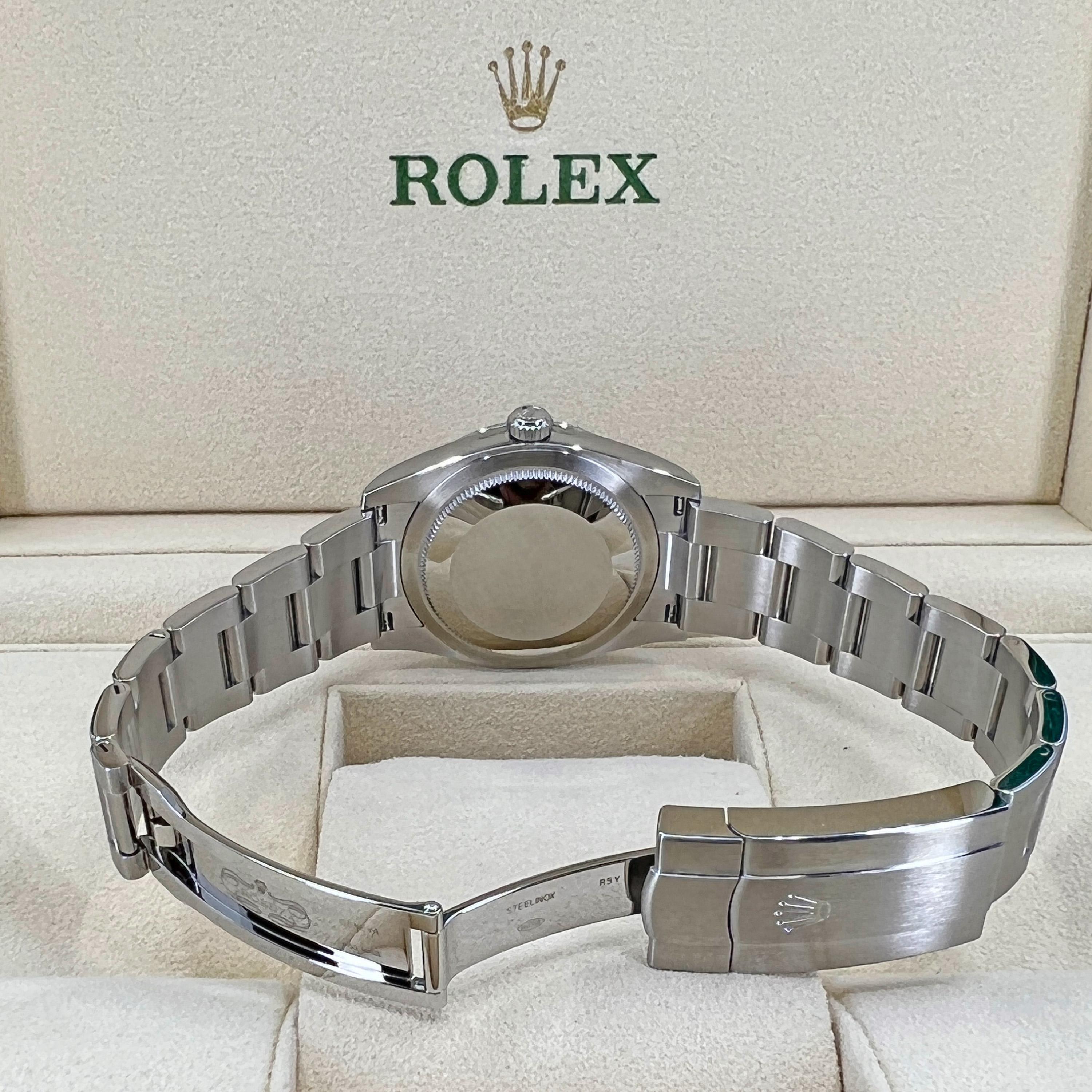 Rolex Oyster Perpetual 34 mm 2022 Blue Dial 124200 Unworn Watch Complete For Sale 6