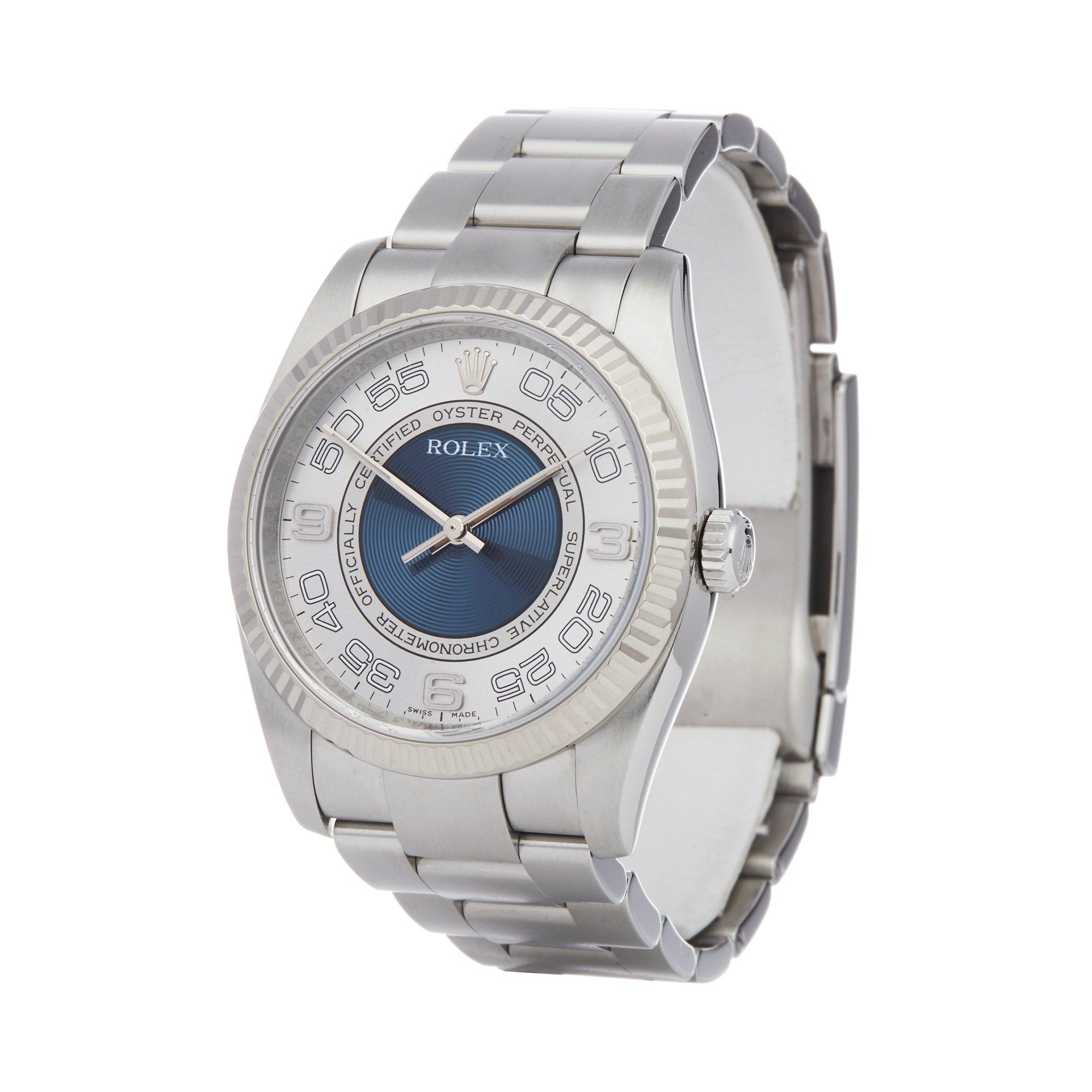 Xupes Reference: W007423
Manufacturer: Rolex
Model: Oyster Perpetual
Model Variant: 36
Model Number: 116034
Age: 2009
Gender: Unisex
Complete With: Rolex Box
Dial: Silver Arabic
Glass: Sapphire Crystal
Case Size: 36mm
Case Material: Stainless