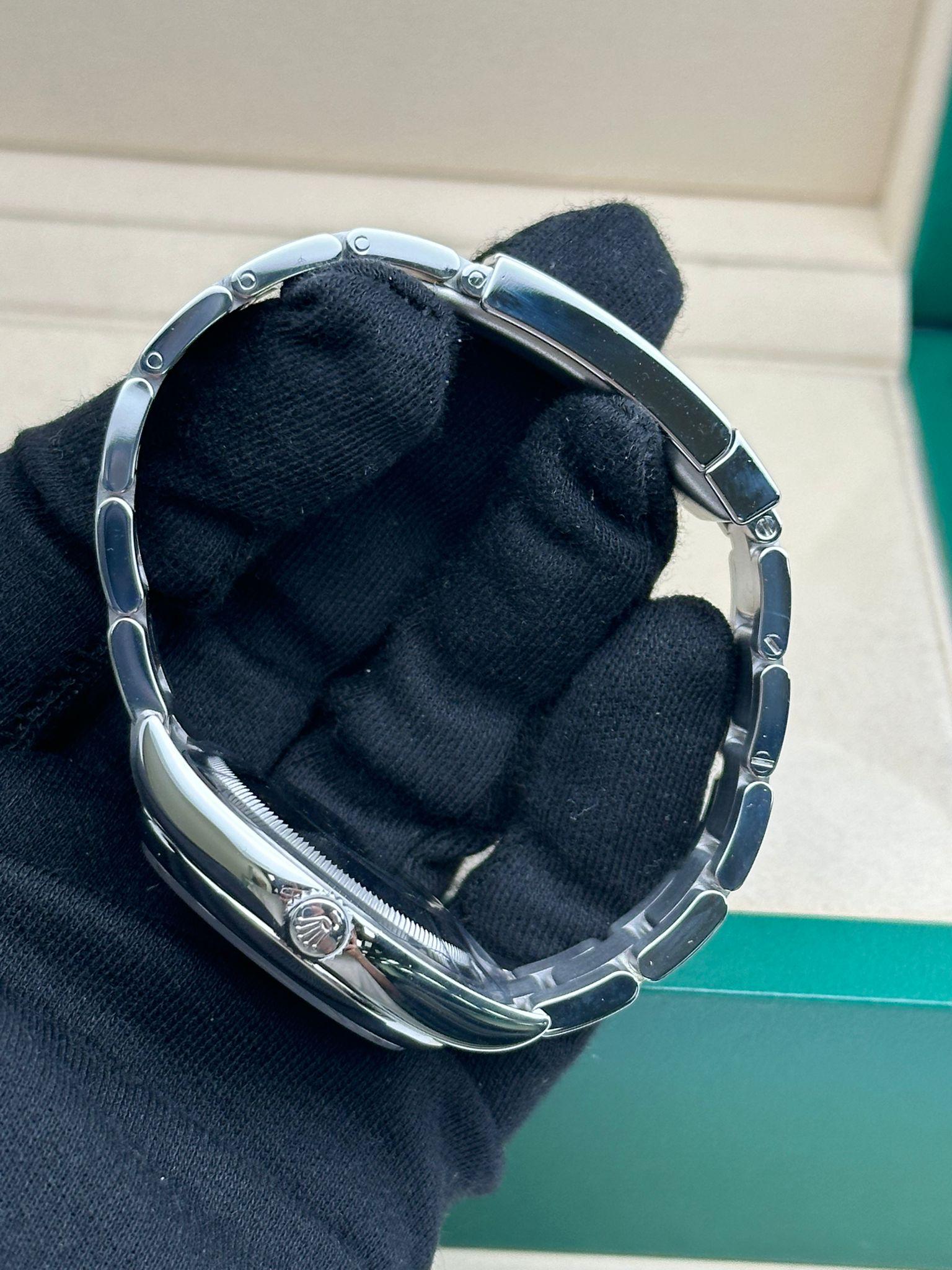 Rolex Oyster Perpetual 36 mm avec cadran Tiffany turquoise personnalisé 116000 en vente 8