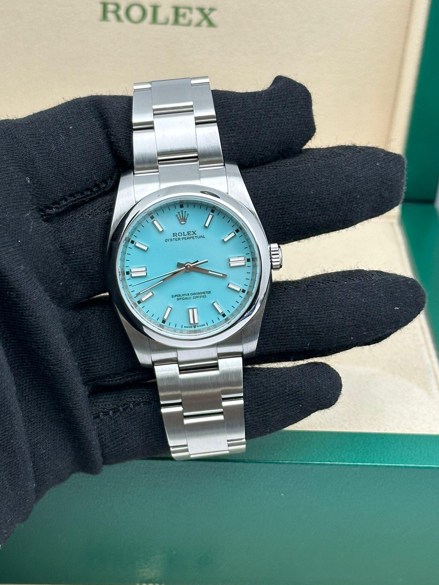 Rolex Oyster Perpetual 36 mm avec cadran Tiffany turquoise personnalisé 116000 en vente 3