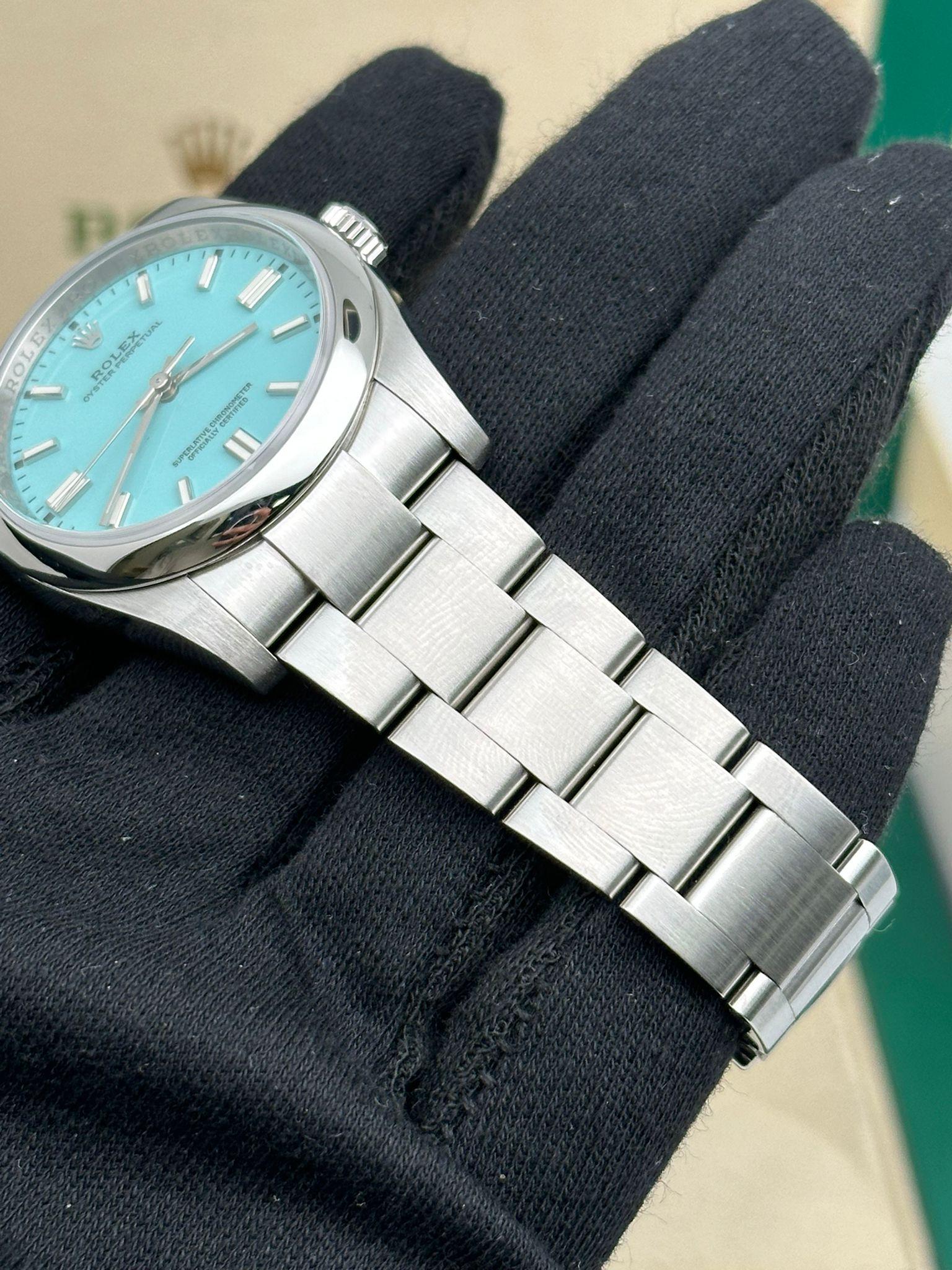 Rolex Oyster Perpetual 36 mm avec cadran Tiffany turquoise personnalisé 116000 en vente 4