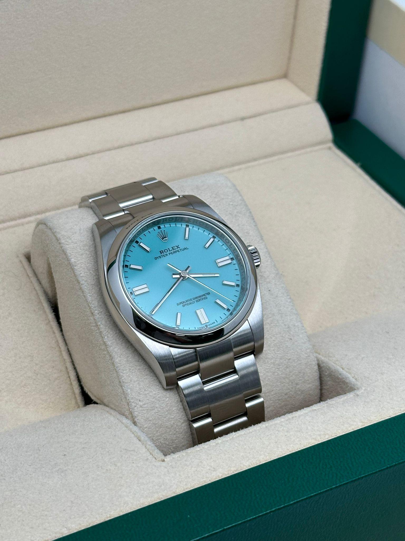 Rolex Oyster Perpetual 36 mm avec cadran personnalisé turquoise Tiffany 126000 en vente 4