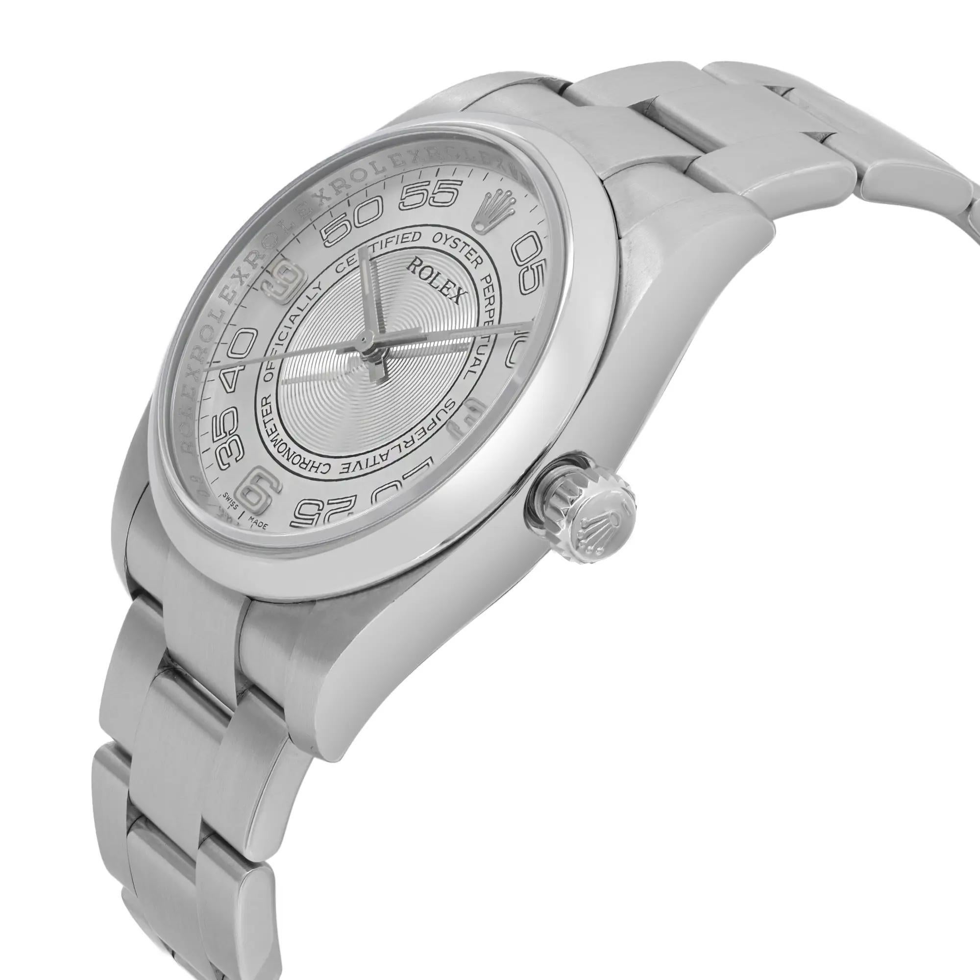 Rolex Oyster Perpetual 36mm Steel Concentric Silver Dial Mens Watch 116000 In Good Condition For Sale In New York, NY