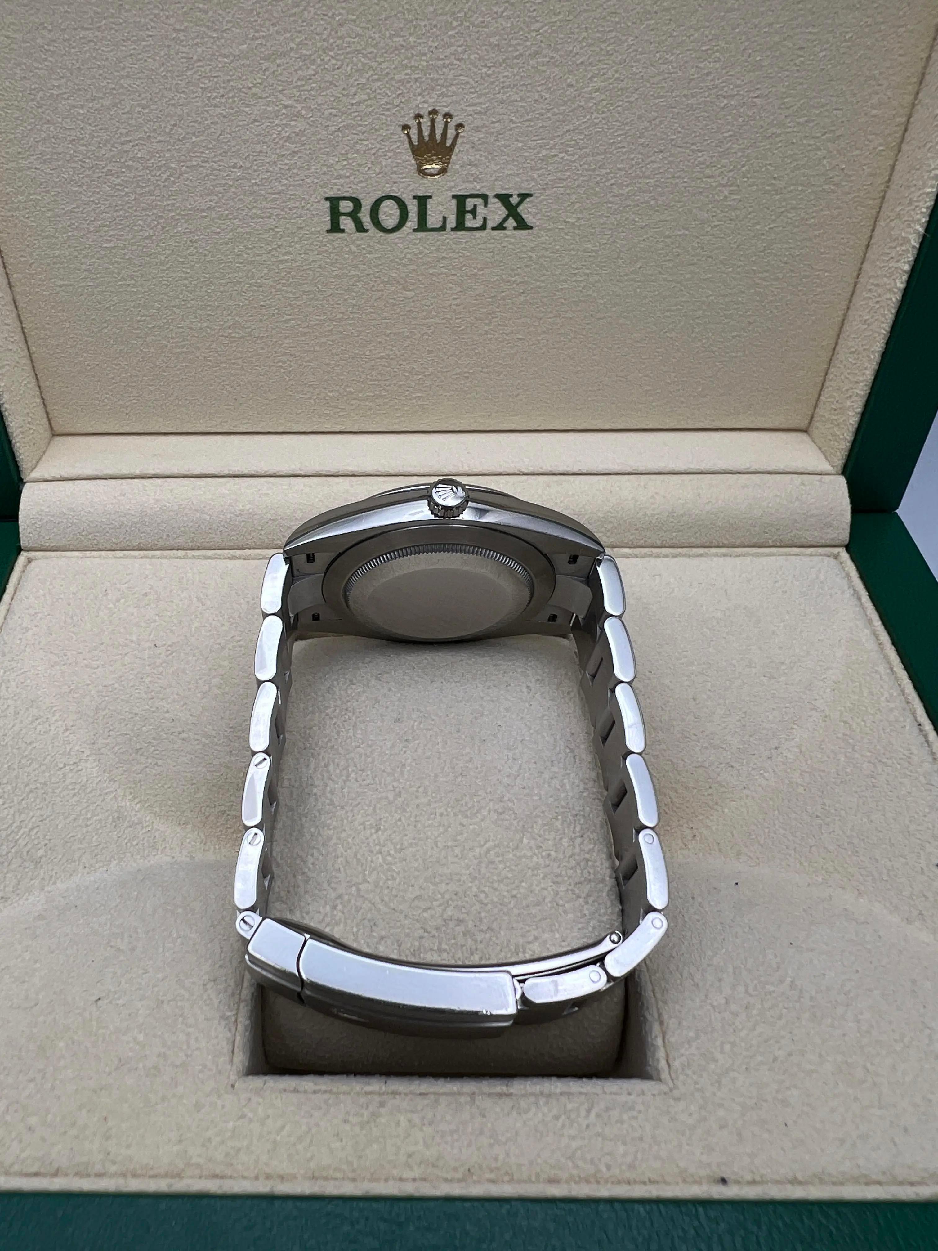 Rolex Oyster Perpetual 41mm 124300 Quadrante beige personalizzato + Scatola Originale Documenti in vendita 6