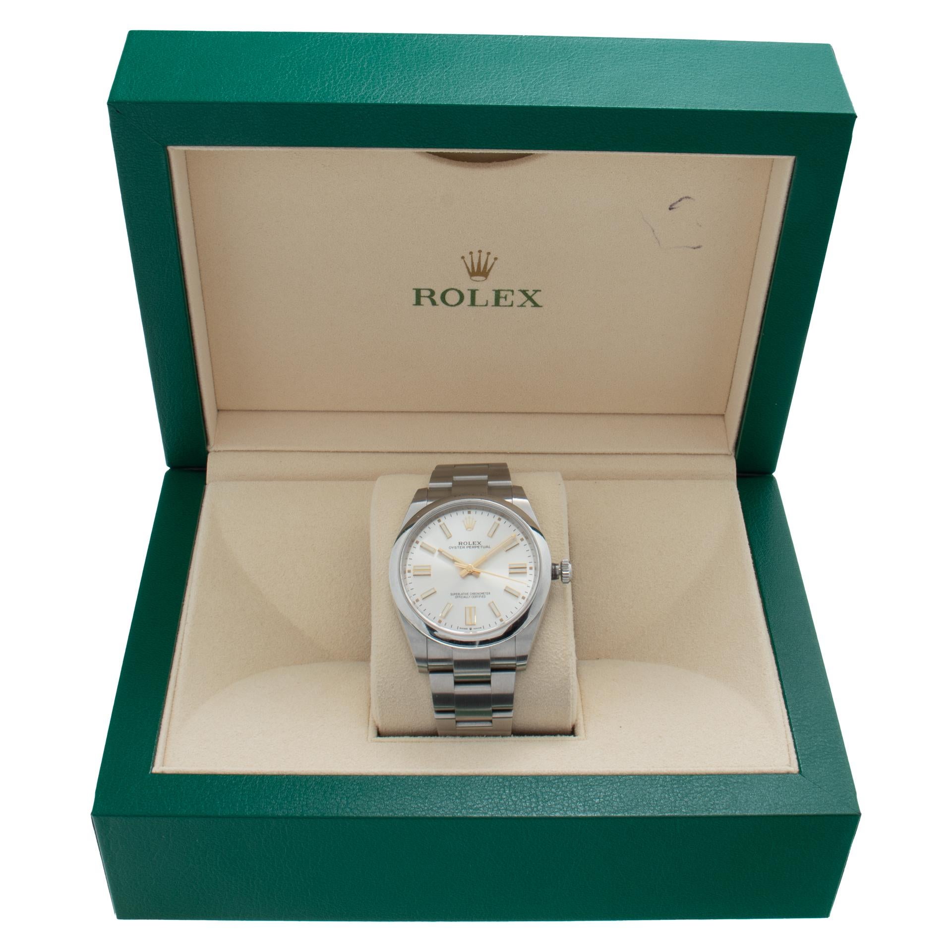 Rolex Oyster Perpetual 41 mm 124300 2