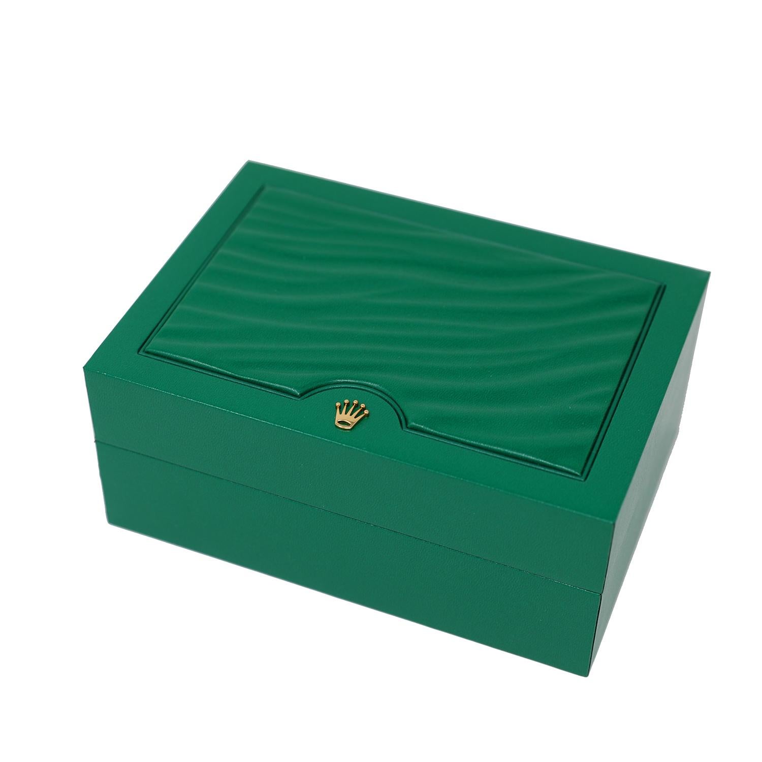 Rolex Oyster Perpetual 41mm 124300 Green Dial Never Worn 2024 Box And Papers For Sale 3