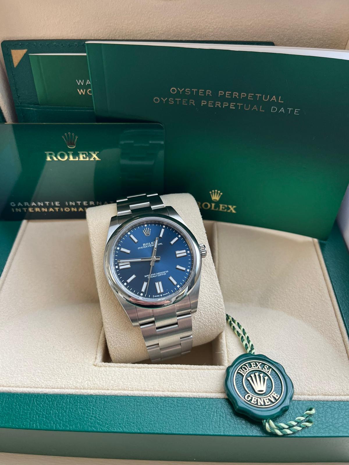 Women's or Men's Rolex Oyster Perpetual 41mm Bright Blue Dial Stainless Steel Watch 124300 For Sale
