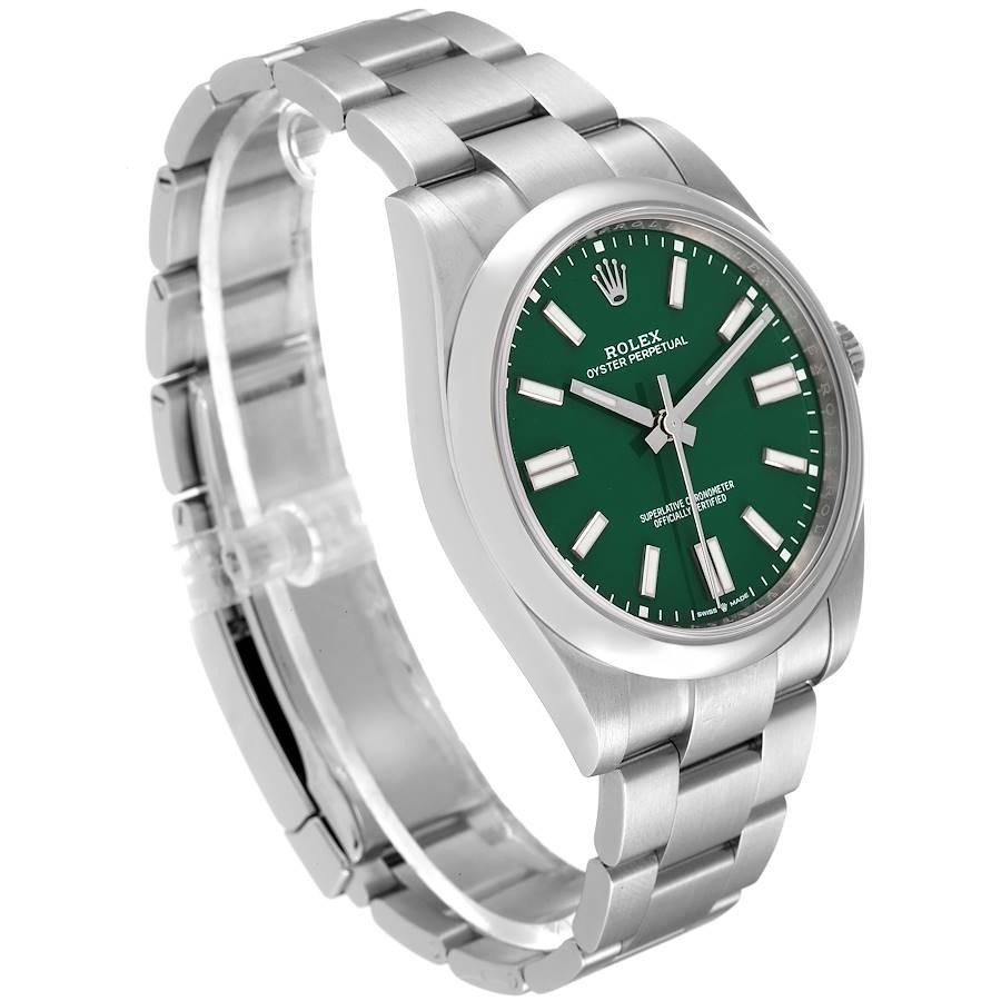 Rolex Oyster Perpetual Grünes Zifferblatt Stahl-Herrenuhr 124300 Ungetragen im Zustand „Hervorragend“ in Atlanta, GA