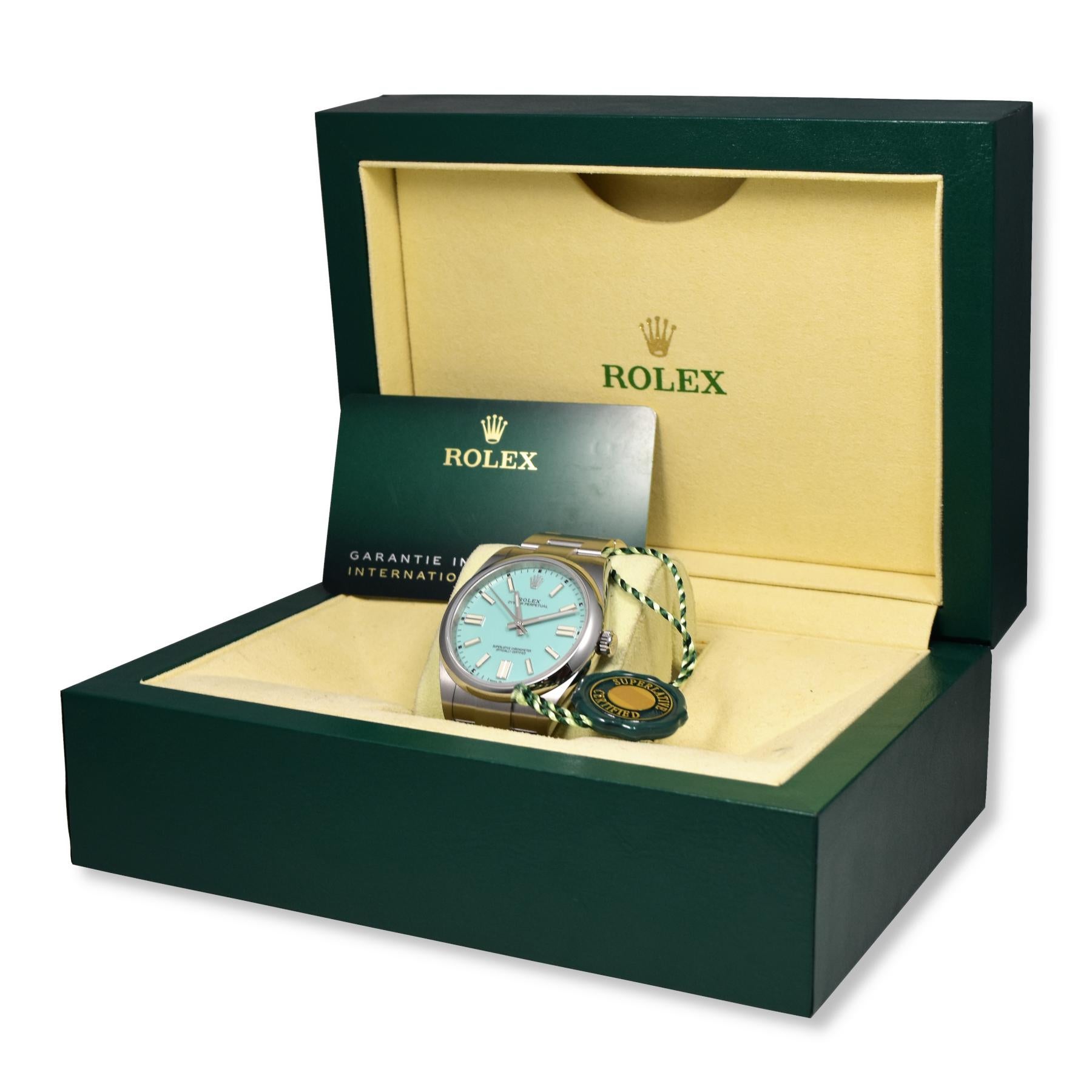 Marque : Rolex

Nom du modèle : Oyster Perpetual
Numéro de modèle : 124300 

Année : 2020

Taille de l'affaire :  41 mm

Cadran : Bleu Tiffany

Lunette : lisse

Marqueurs d'heure : Bâton

Bracelet : Bracelet Oyster

Comprend : Brilliance Jewels