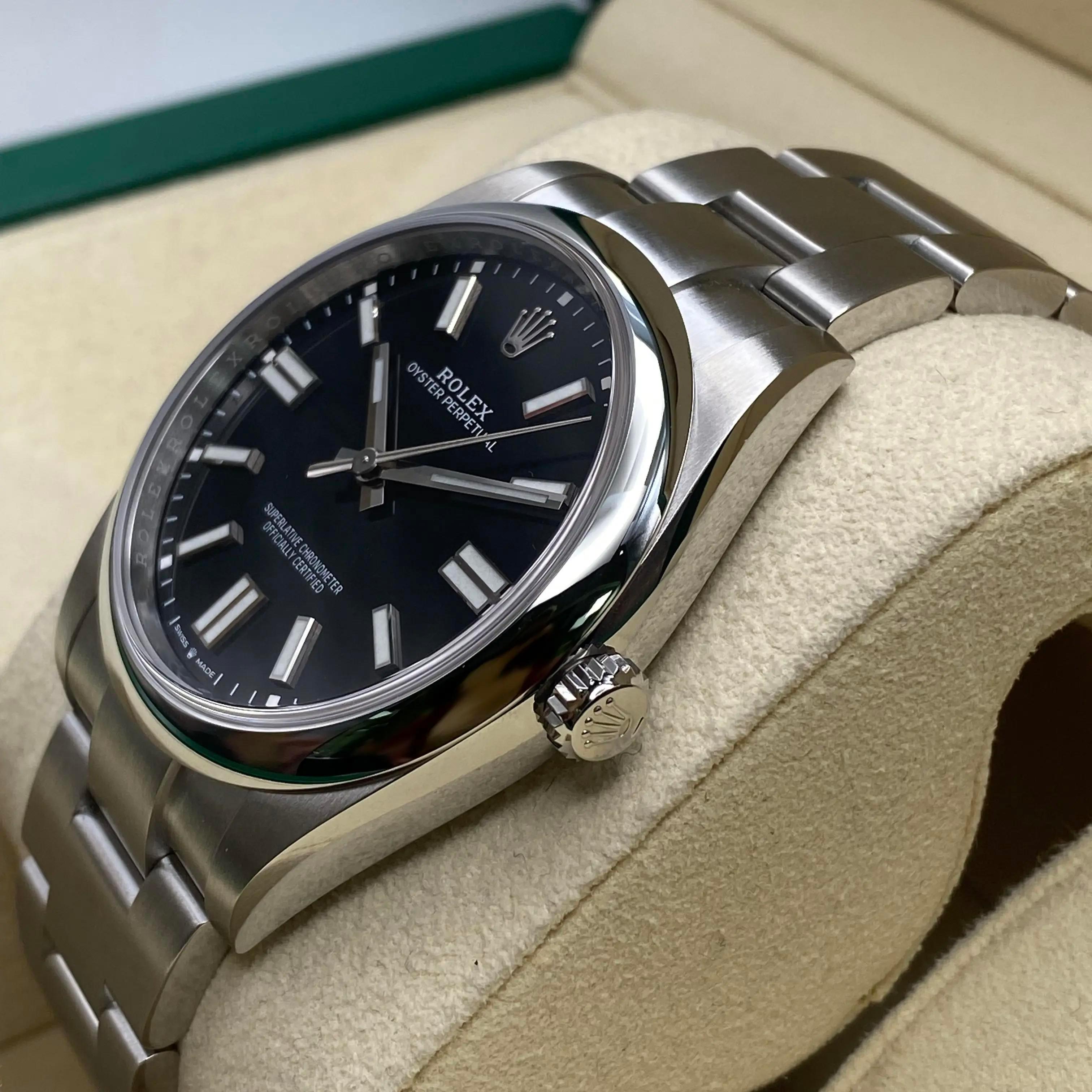 New Rolex Oyster Perpetual 41mm Steel Black Dial Domed Oyster Watch 124300 In New Condition For Sale In New York, NY